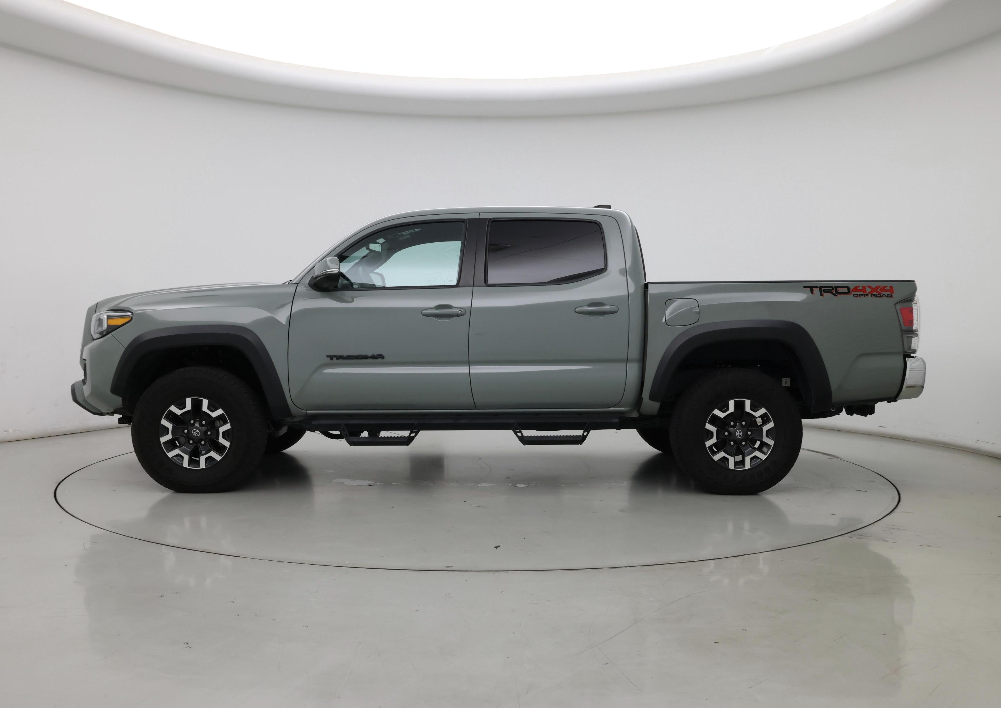Thumbnail: 2023 Toyota Tacoma - 3