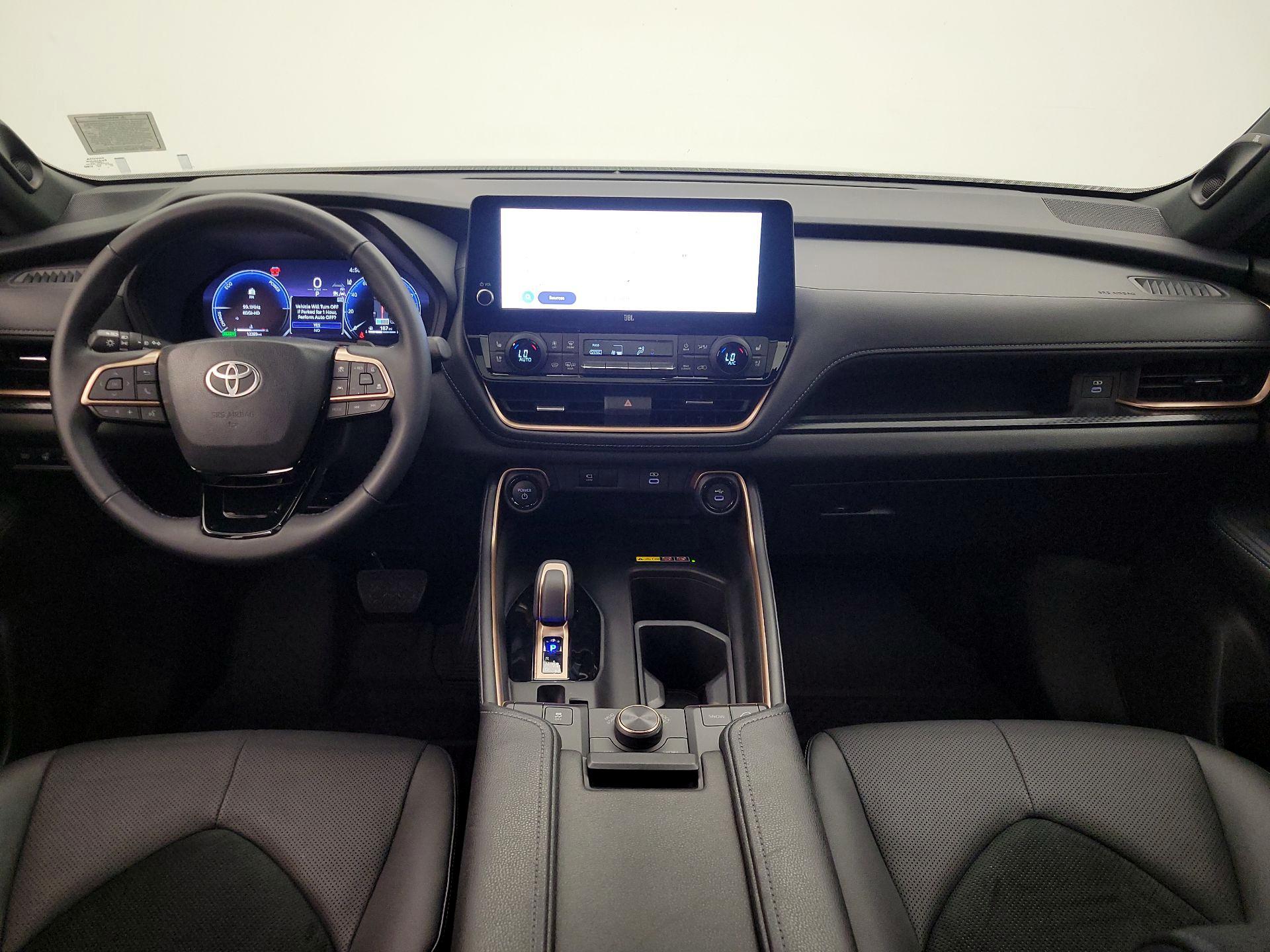 Thumbnail: 2025 Toyota Highlander - 9