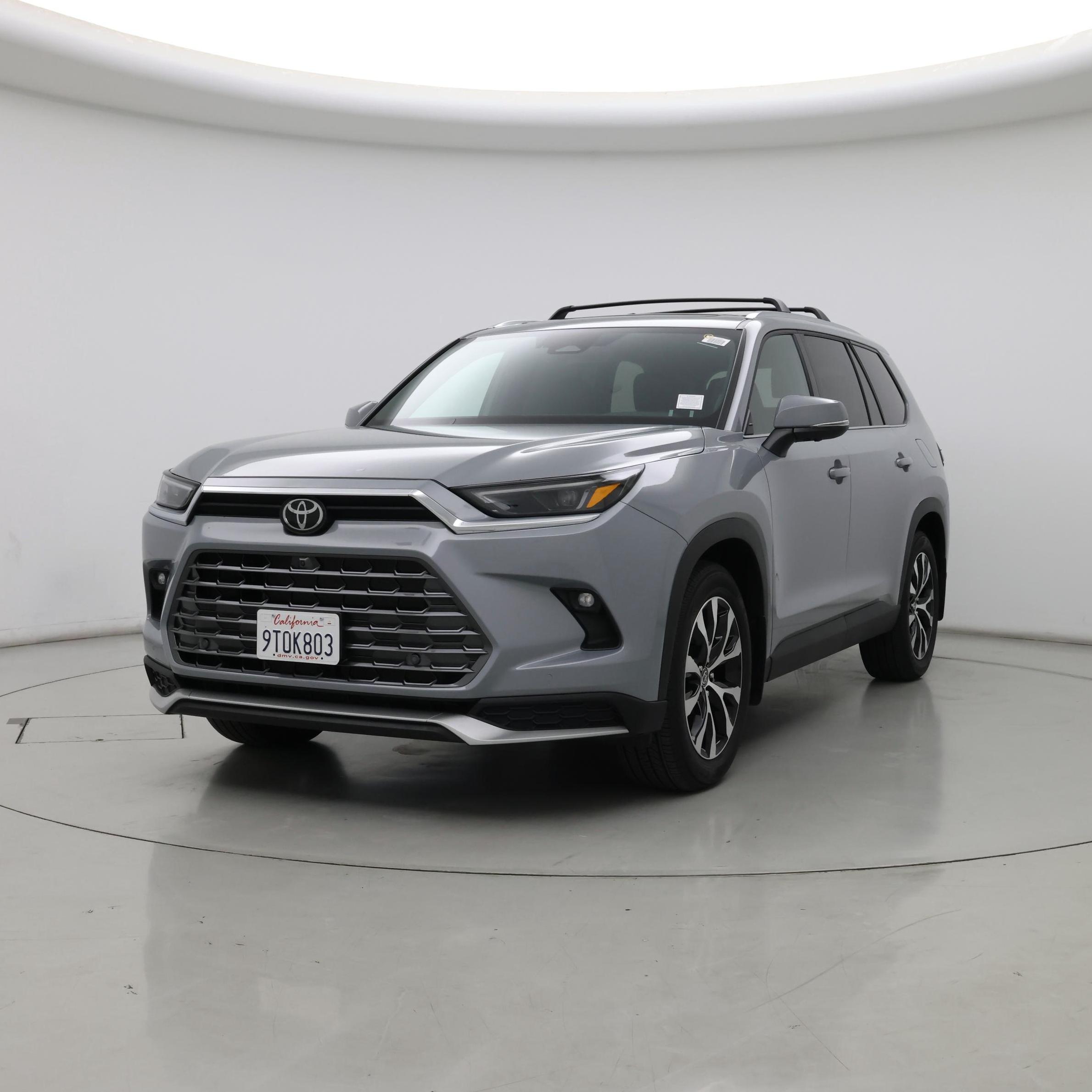 Thumbnail: 2025 Toyota Highlander - 4