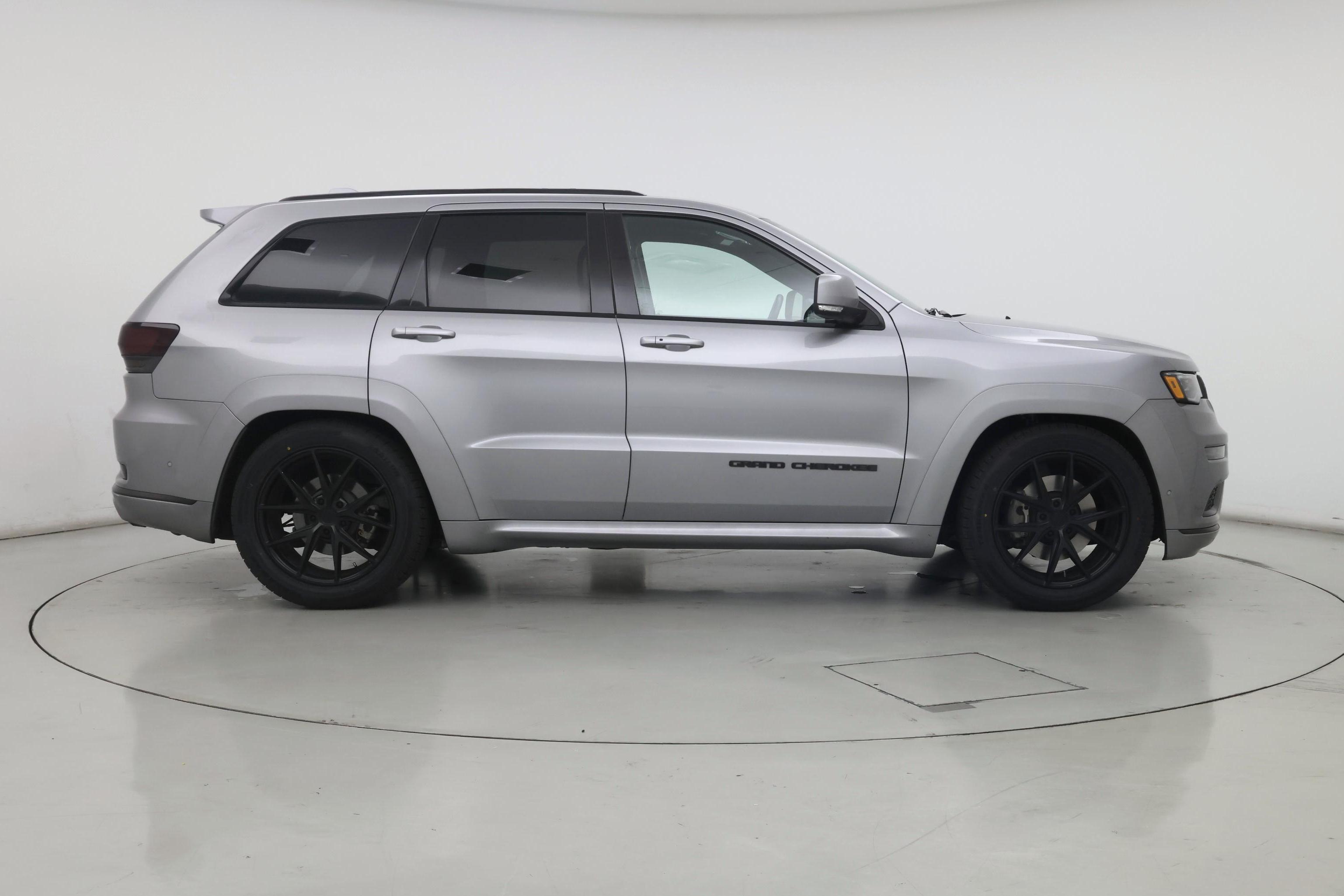 Thumbnail: 2020 Jeep Grand Cherokee - 7