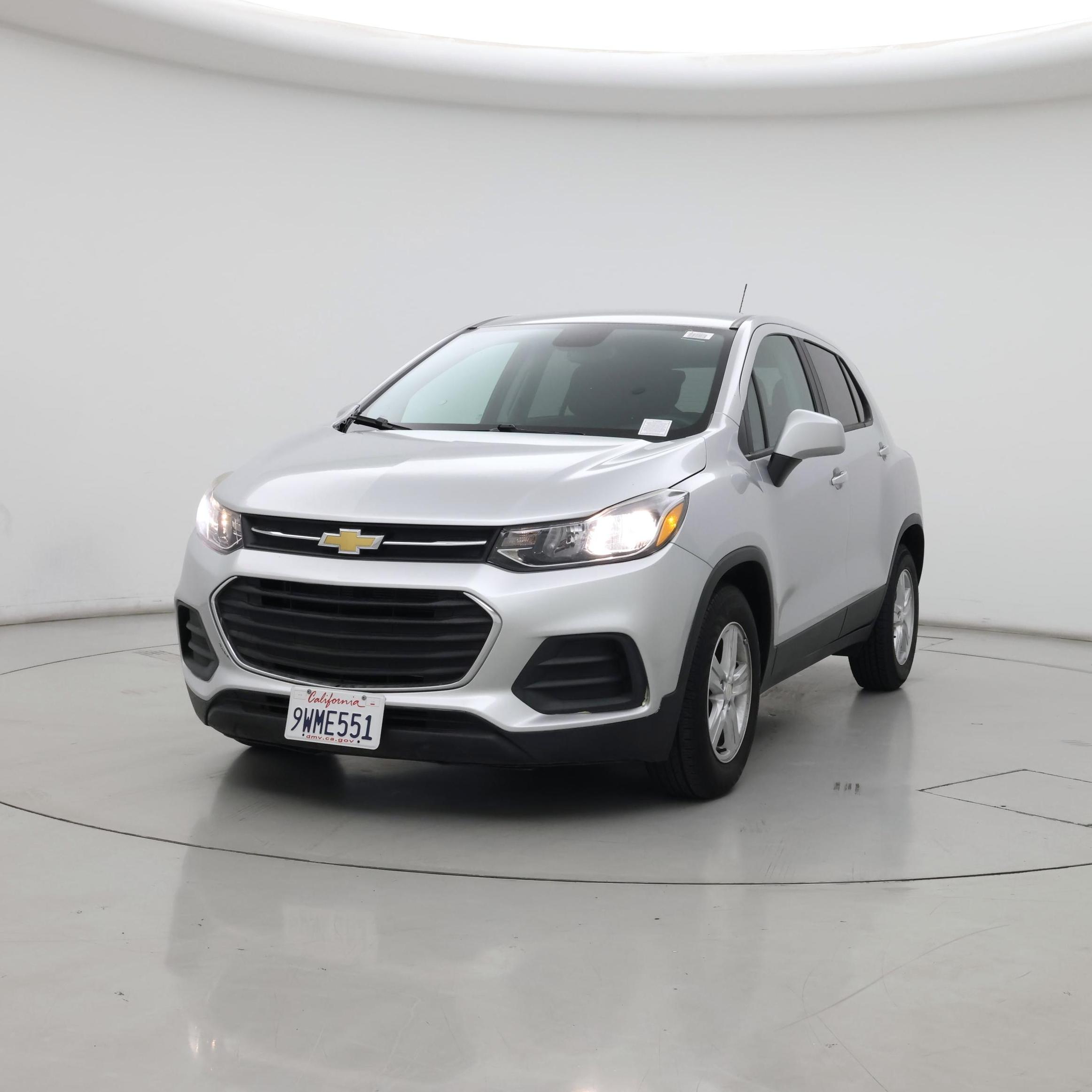 Thumbnail: 2022 Chevrolet Trax - 4