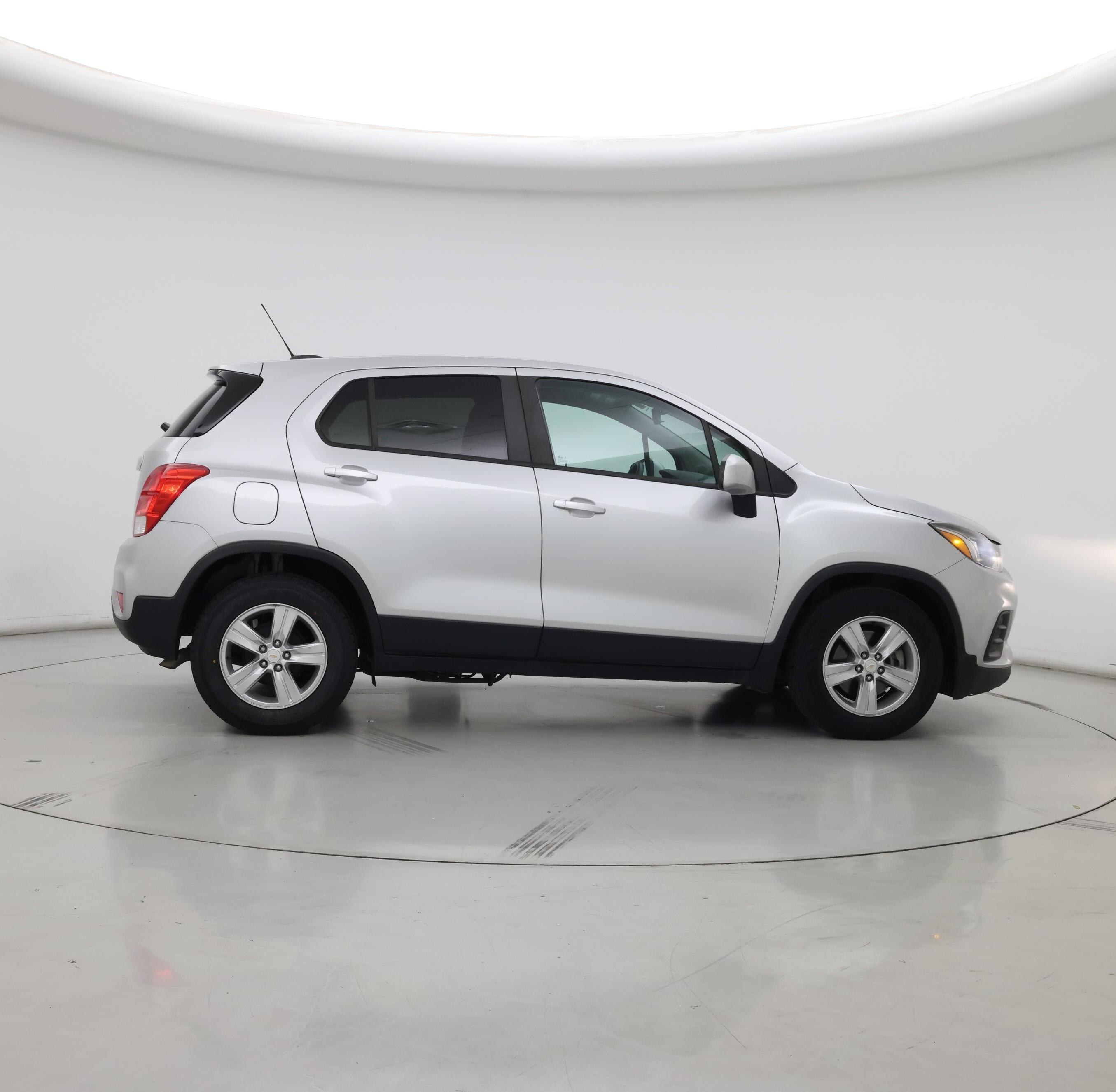 Thumbnail: 2022 Chevrolet Trax - 7