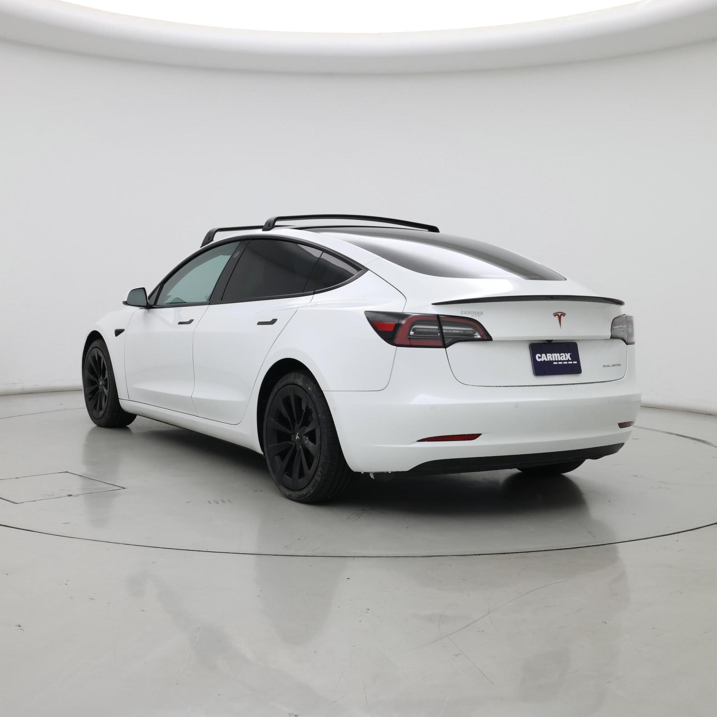 Thumbnail: 2022 Tesla Model 3 - 2