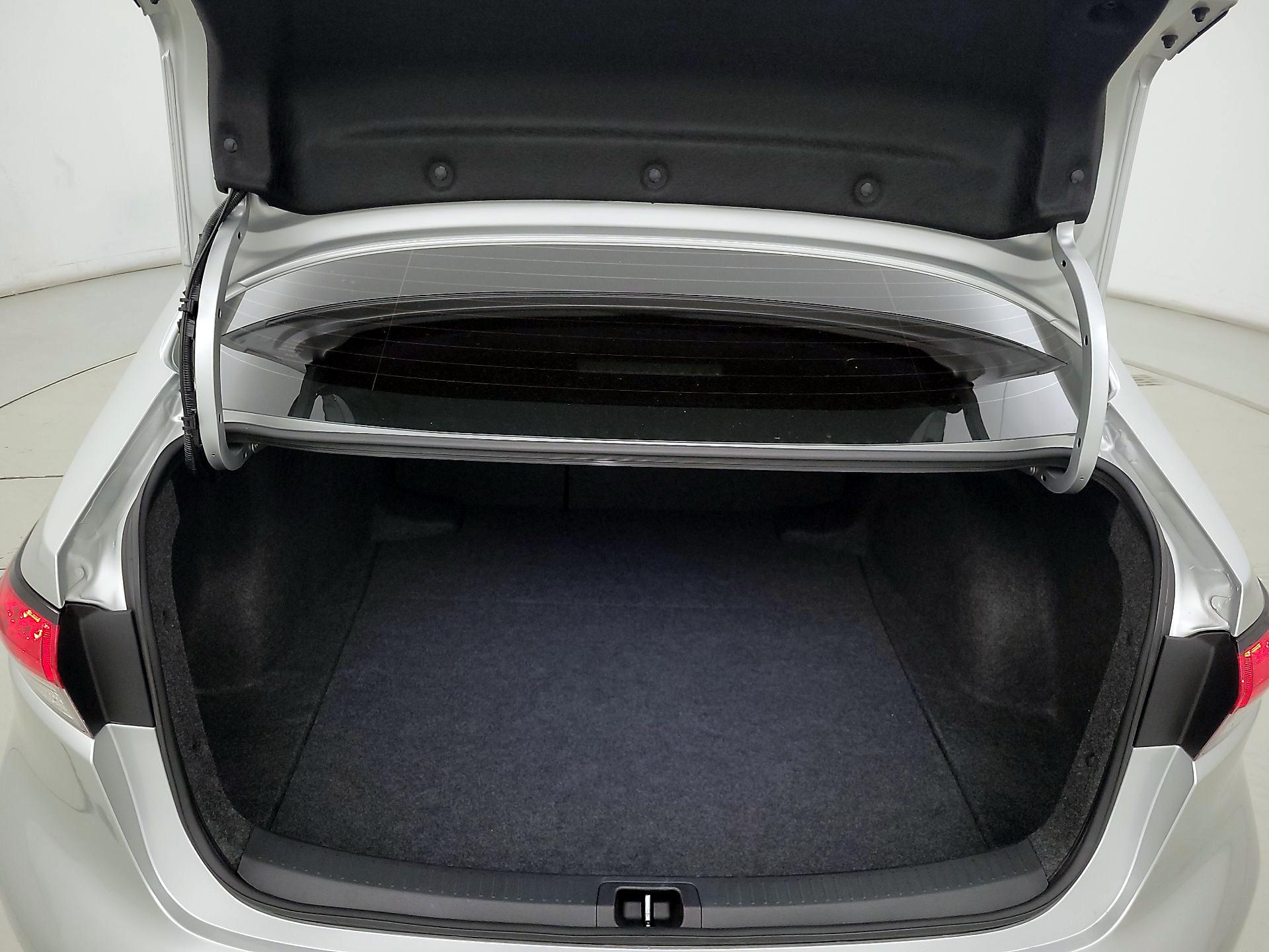 Thumbnail: 2025 Toyota Corolla - 19