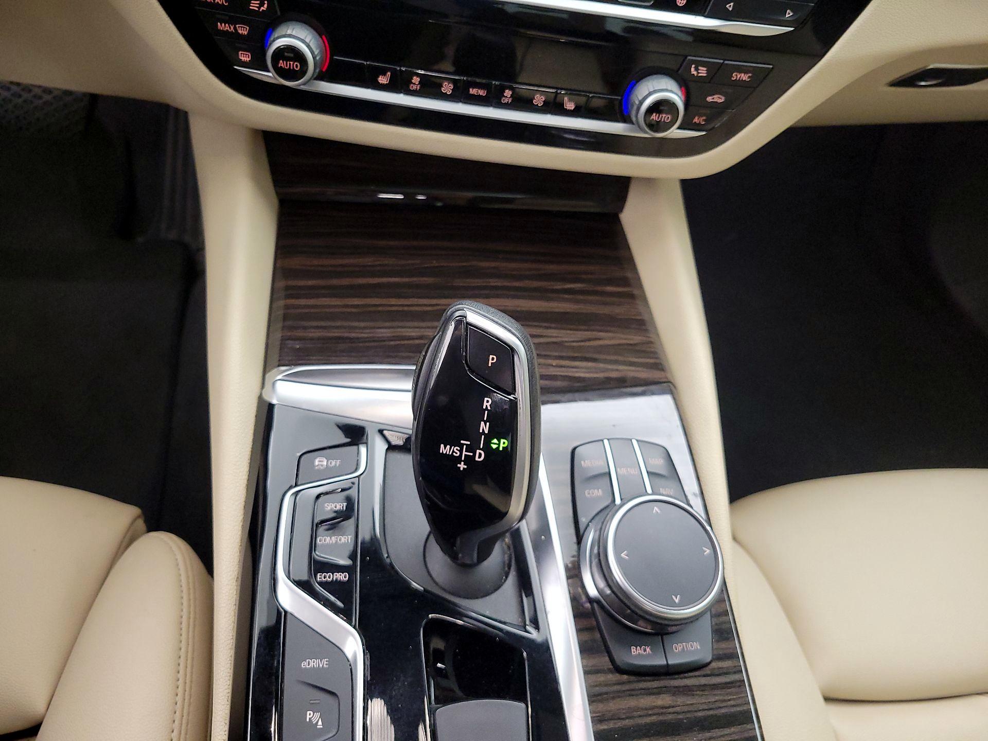 Thumbnail: 2019 BMW 5 Series - 18