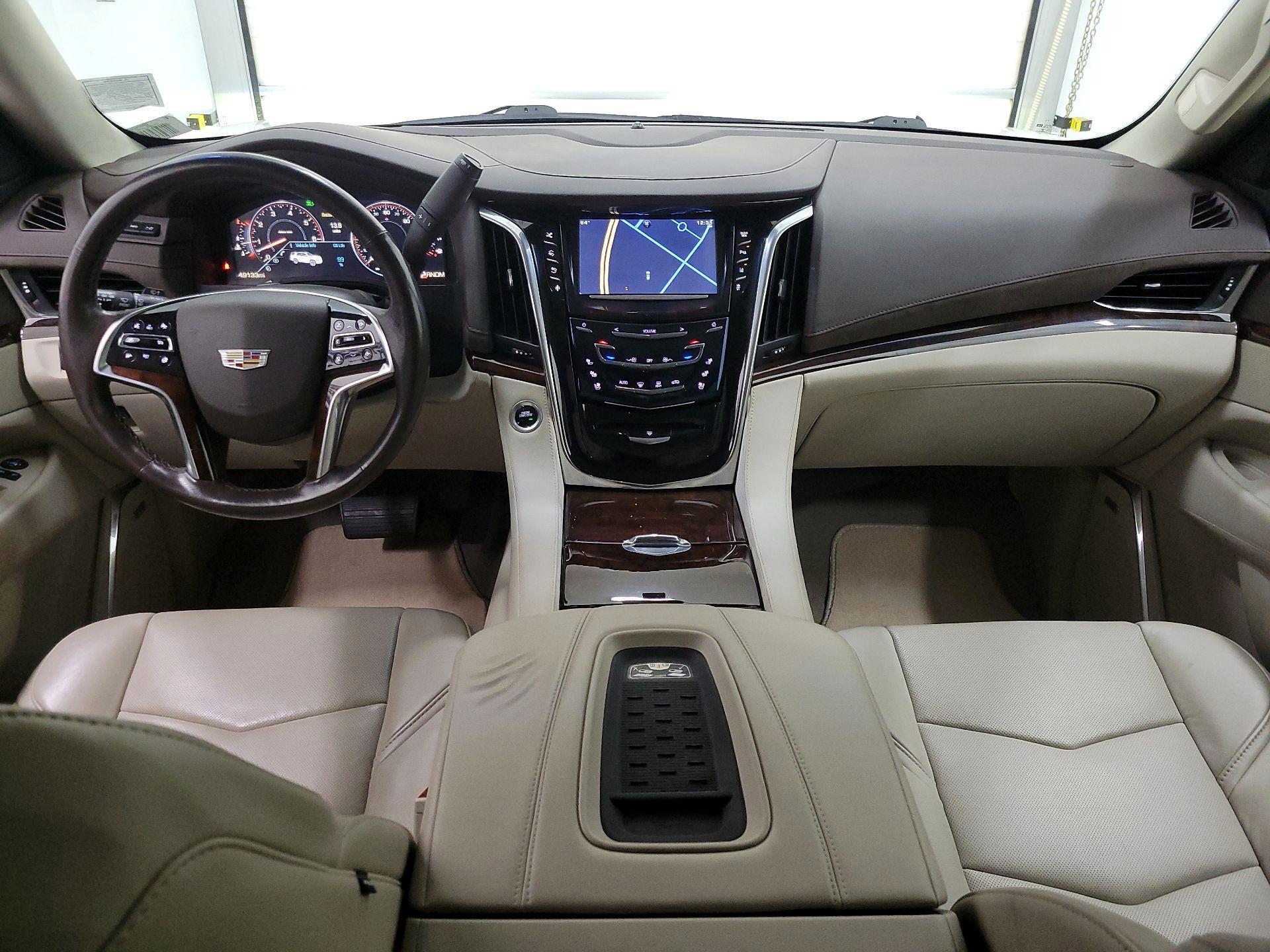 Thumbnail: 2015 Cadillac Escalade - 9