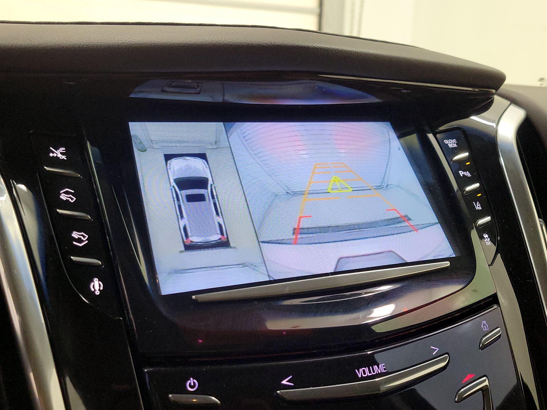 Thumbnail: 2015 Cadillac Escalade - 15