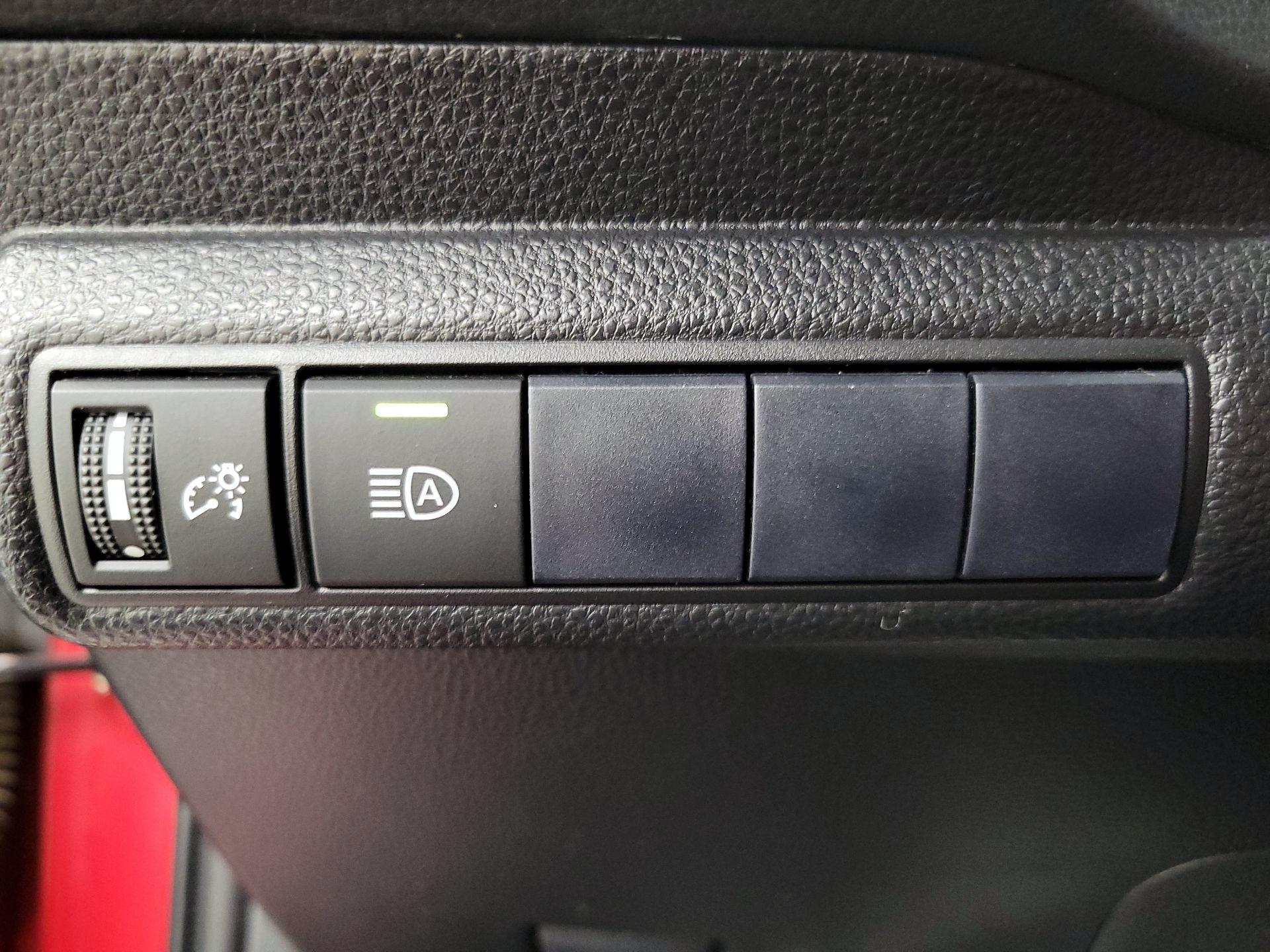 Thumbnail: 2020 Toyota Corolla - 13