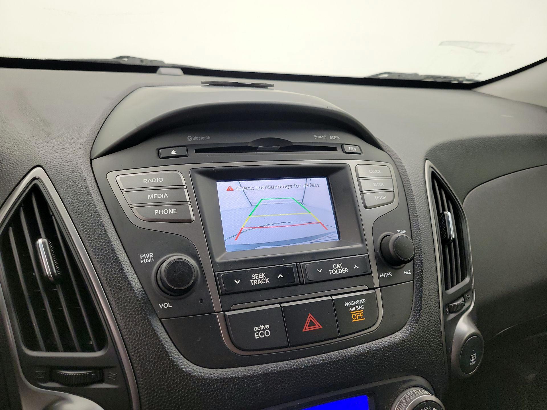 Thumbnail: 2014 Hyundai Tucson - 14