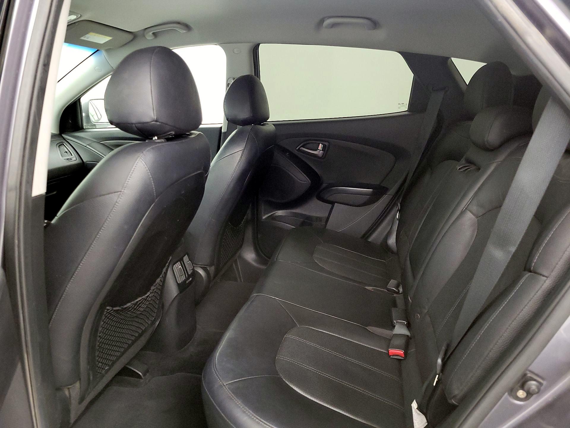 Thumbnail: 2014 Hyundai Tucson - 19