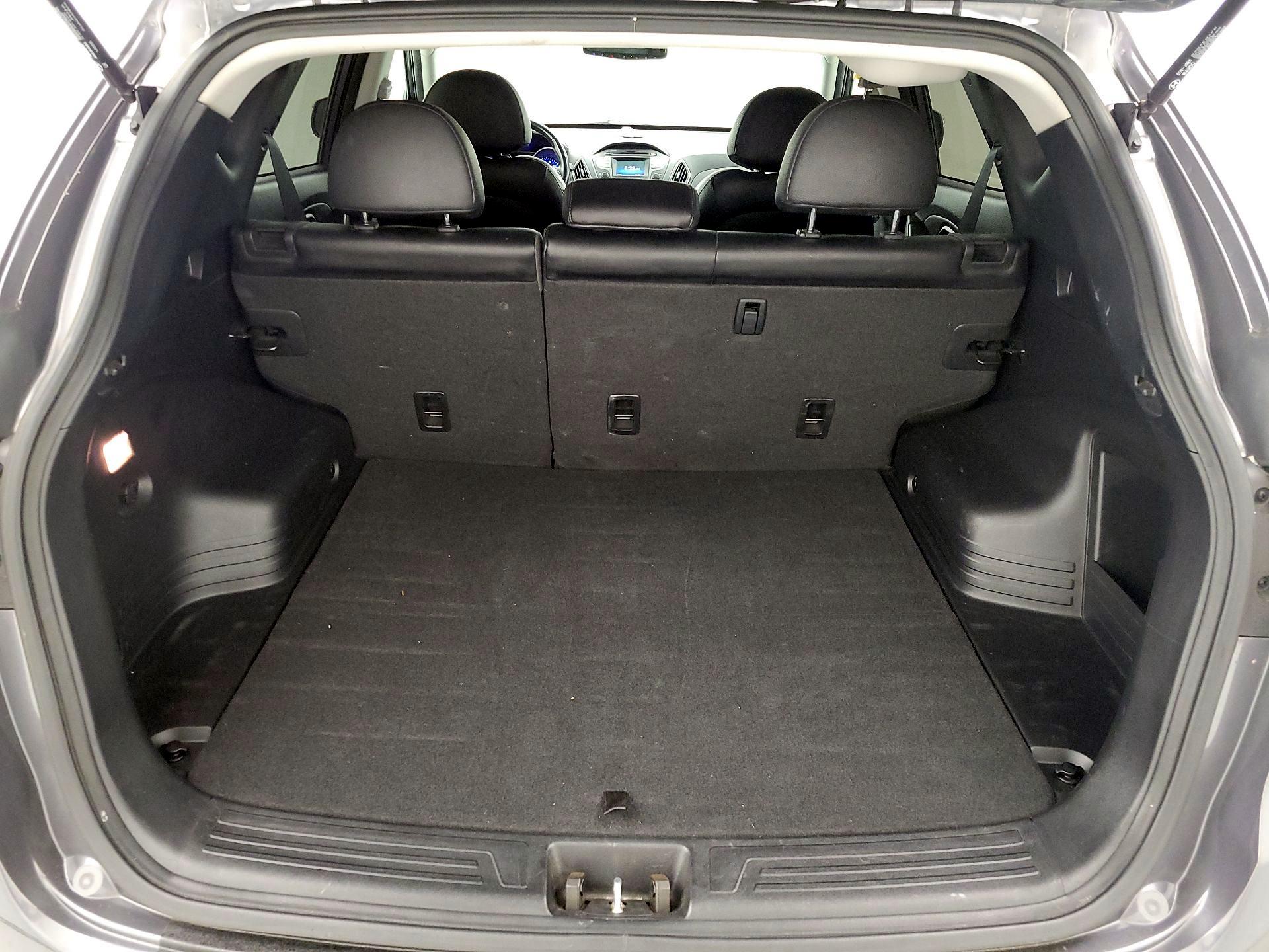 Thumbnail: 2014 Hyundai Tucson - 20