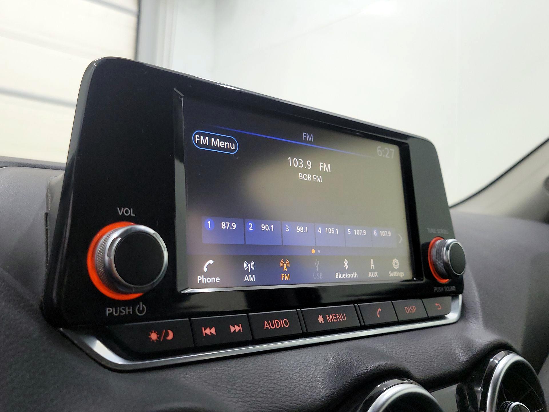 Thumbnail: 2023 Nissan Sentra - 15