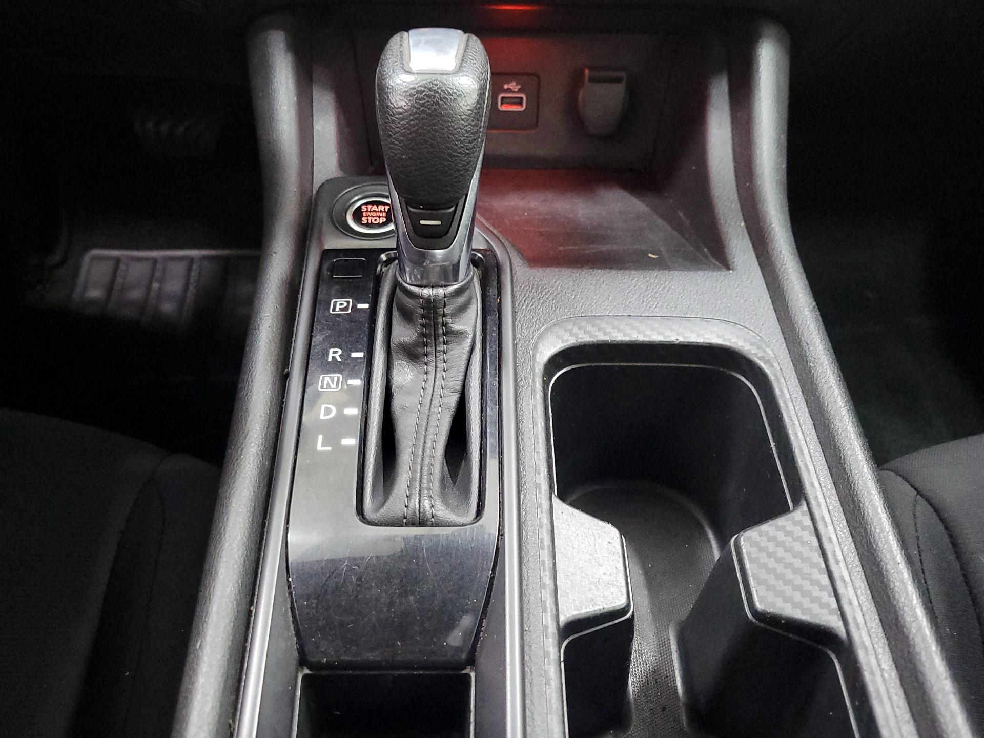 Thumbnail: 2023 Nissan Sentra - 17