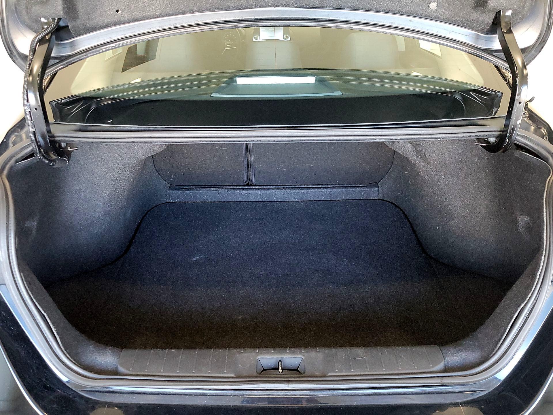 Thumbnail: 2023 Nissan Sentra - 20