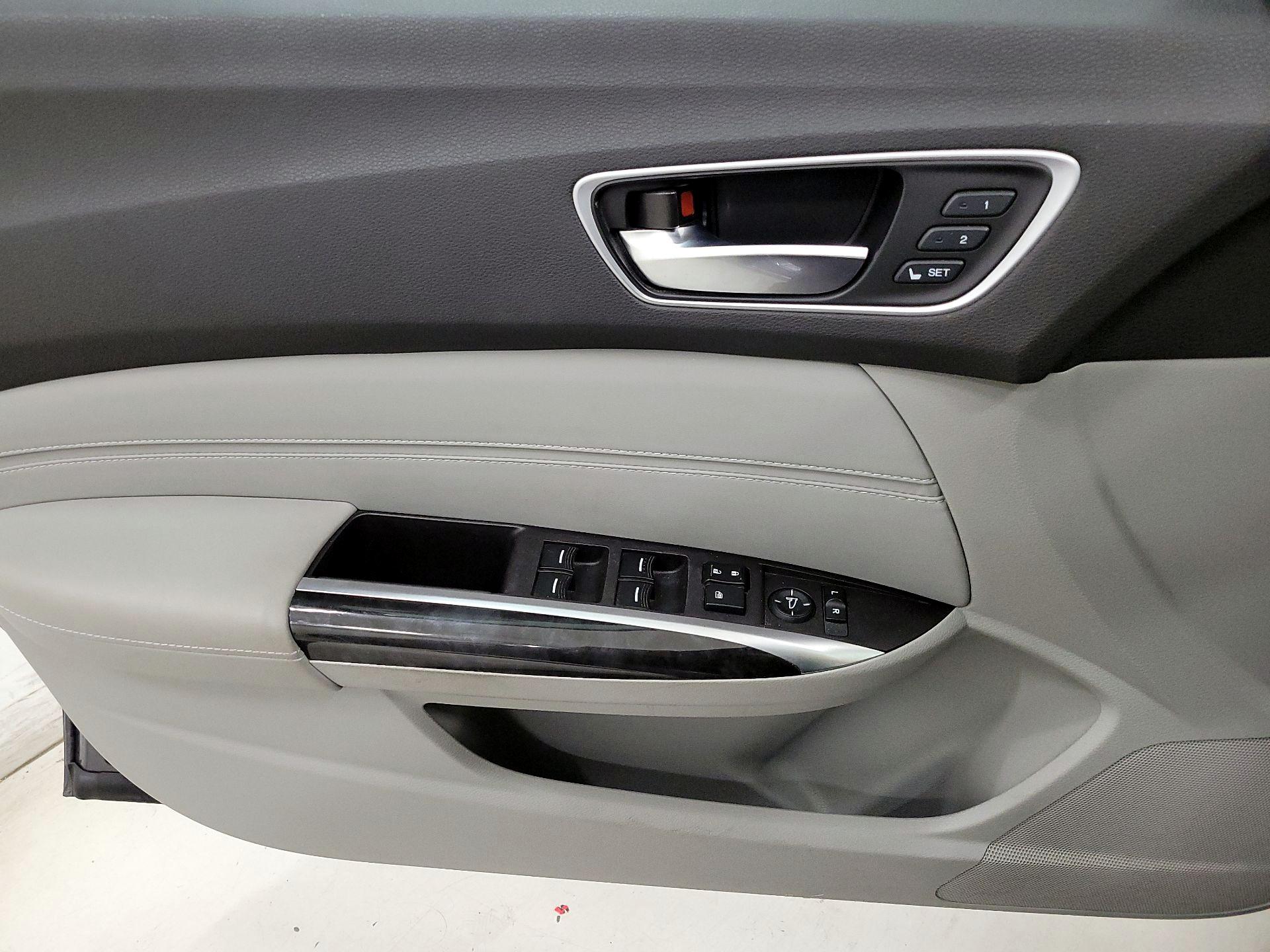 Thumbnail: 2019 Acura TLX - 12