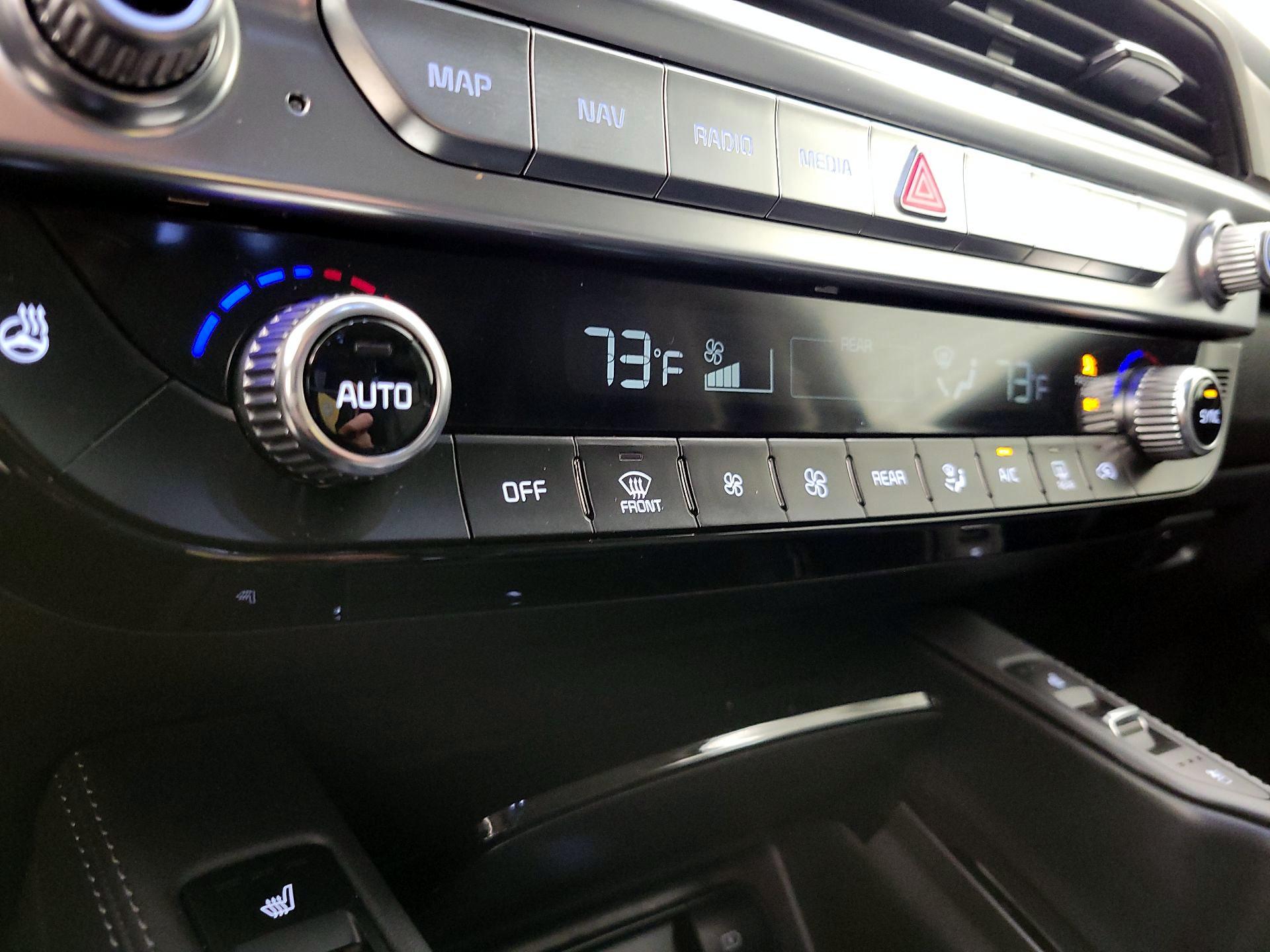 Thumbnail: 2022 Kia Telluride - 16