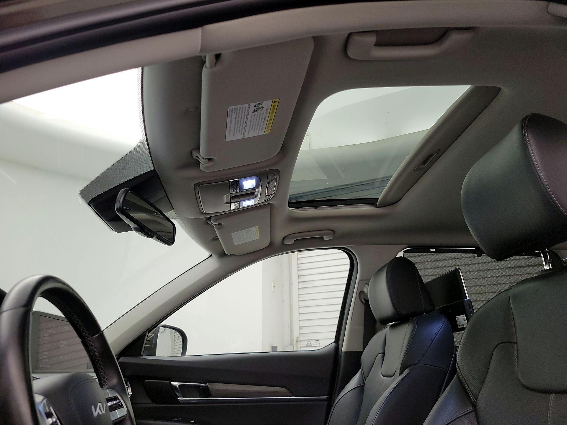 Thumbnail: 2022 Kia Telluride - 19