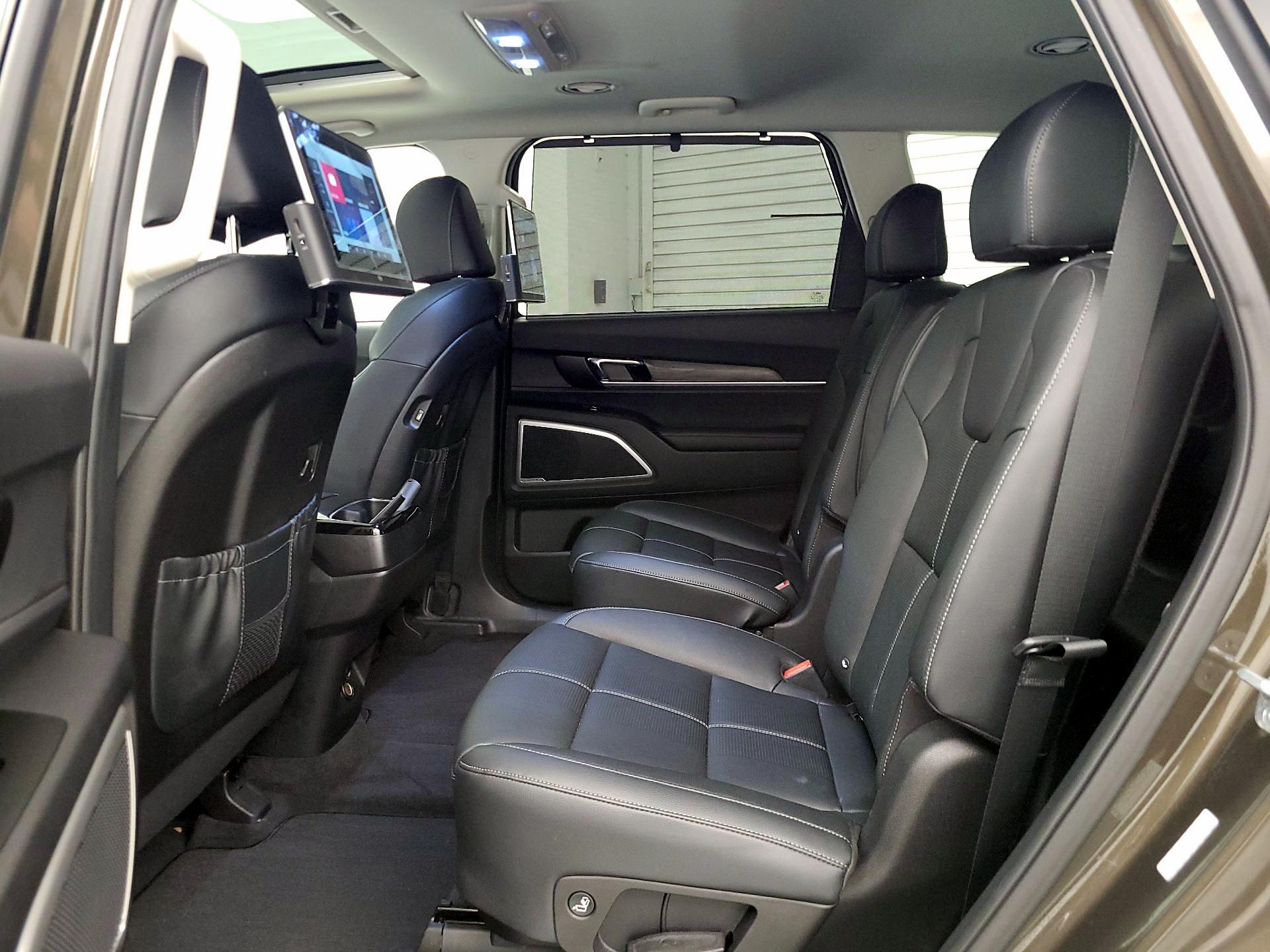 Thumbnail: 2022 Kia Telluride - 20