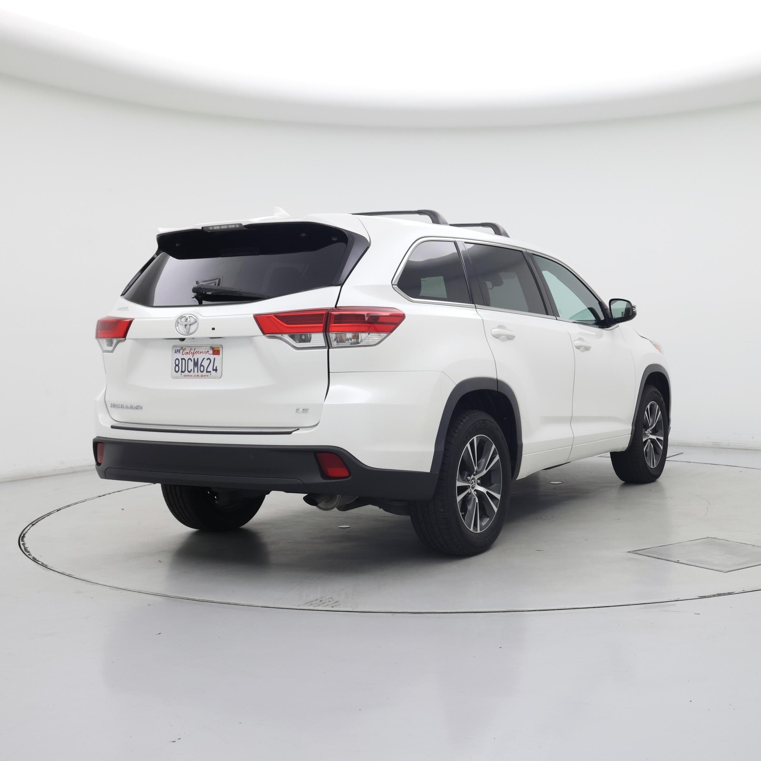 Thumbnail: 2018 Toyota Highlander - 8