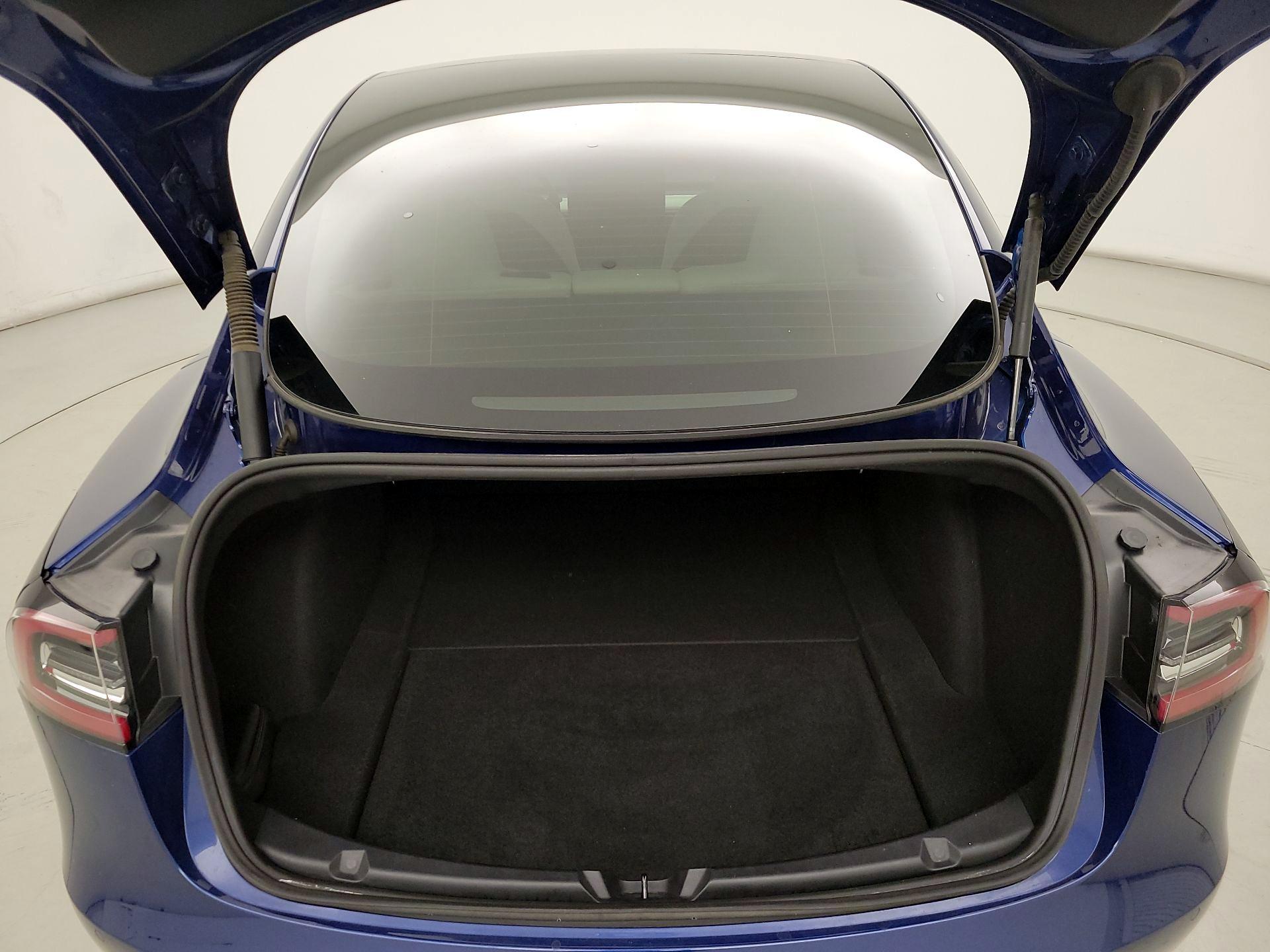 Thumbnail: 2022 Tesla Model 3 - 19