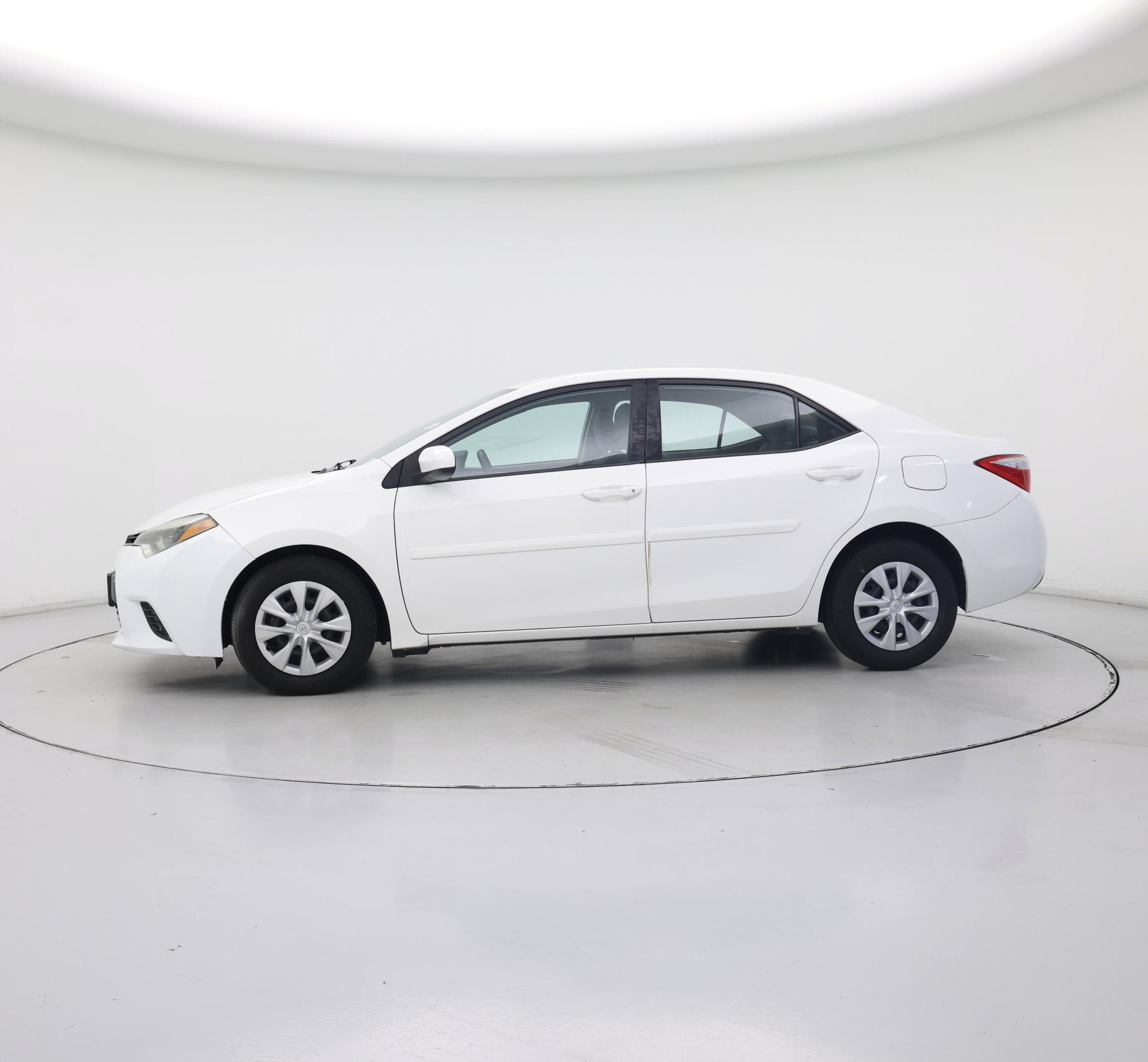 Thumbnail: 2014 Toyota Corolla - 3