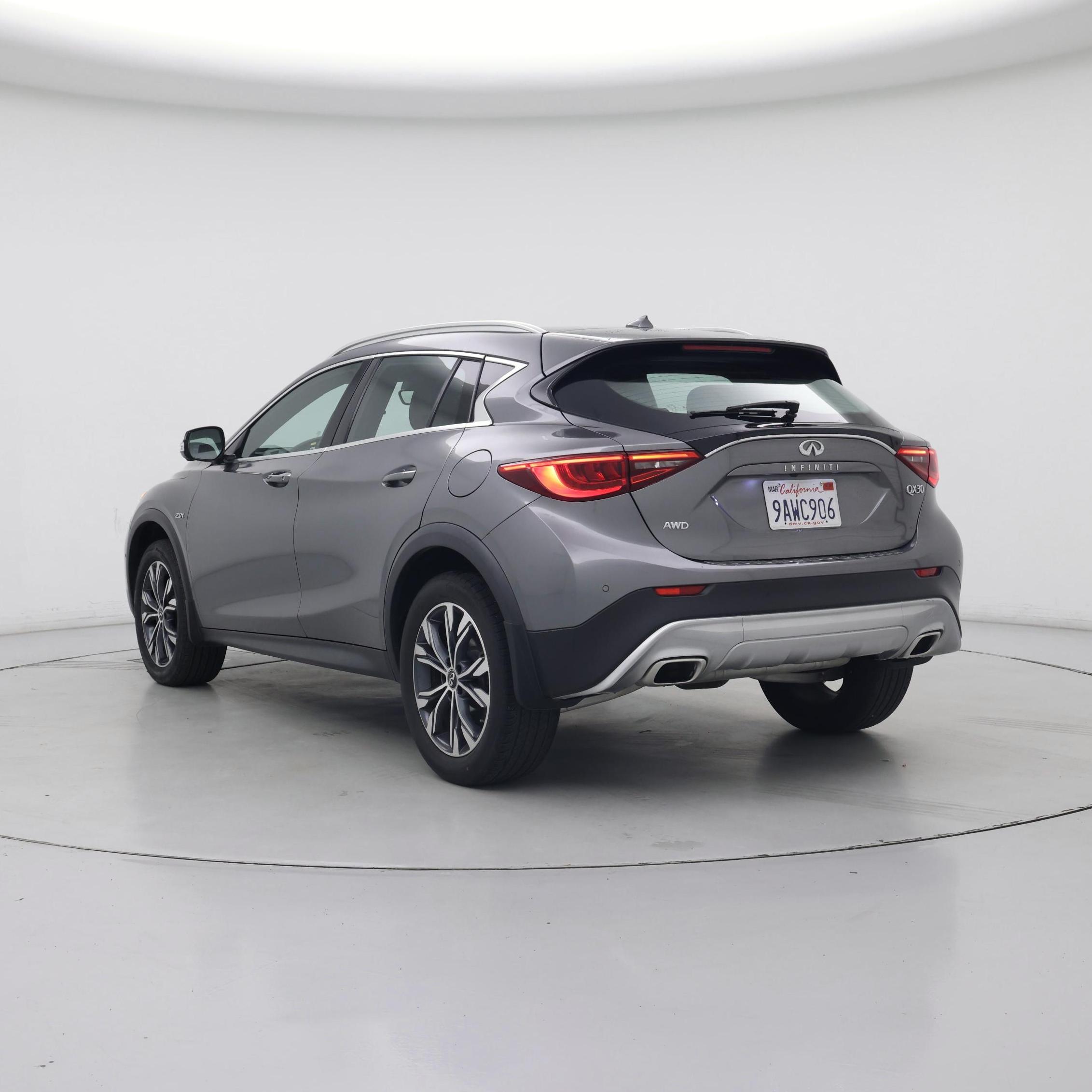 Thumbnail: 2018 INFINITI QX30 - 2