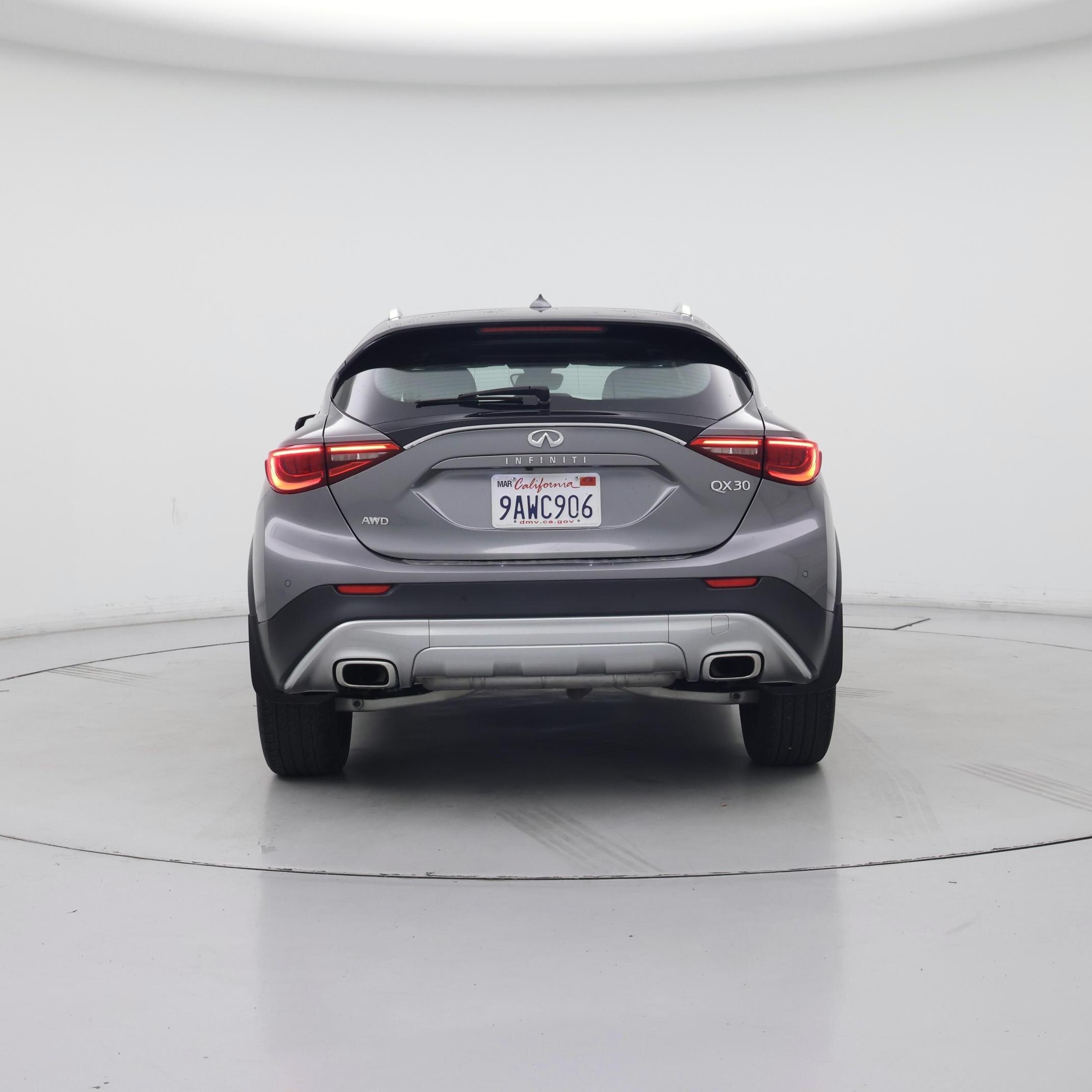 Thumbnail: 2018 INFINITI QX30 - 6
