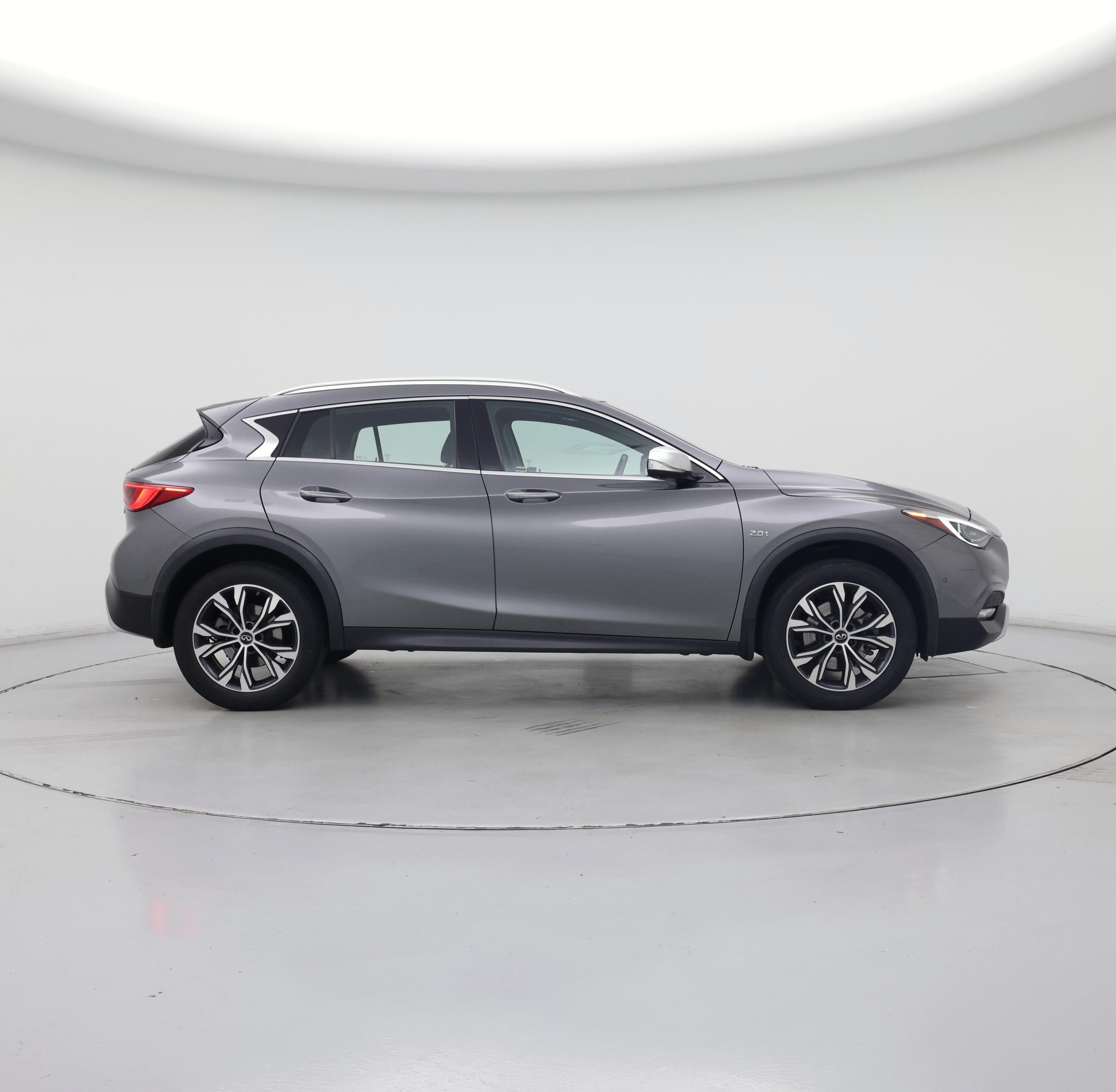 Thumbnail: 2018 INFINITI QX30 - 7