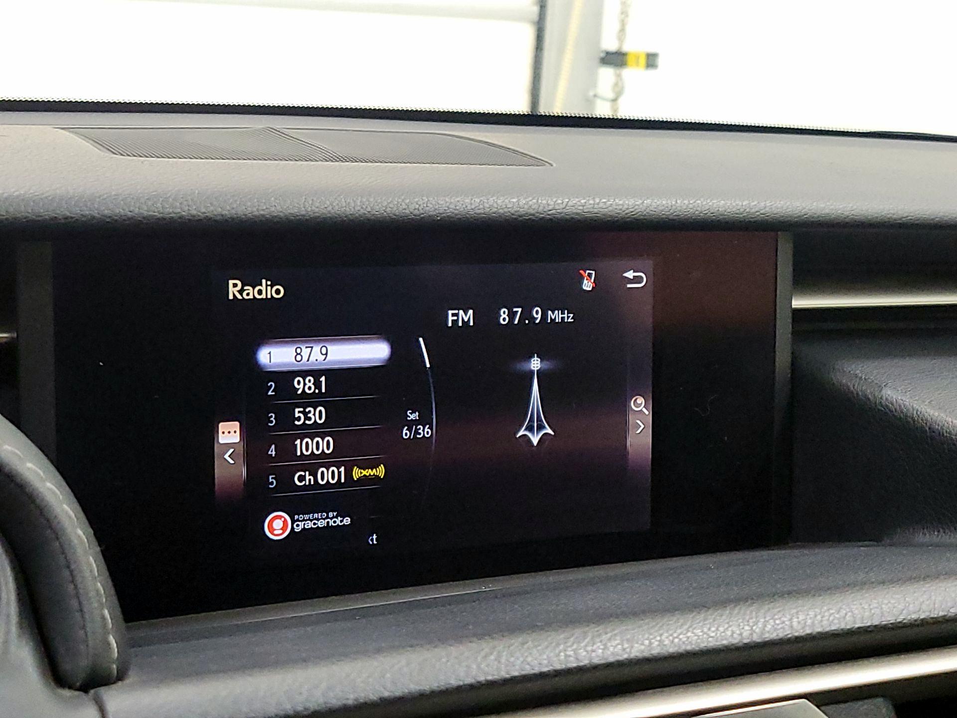 Thumbnail: 2016 Lexus RC - 15