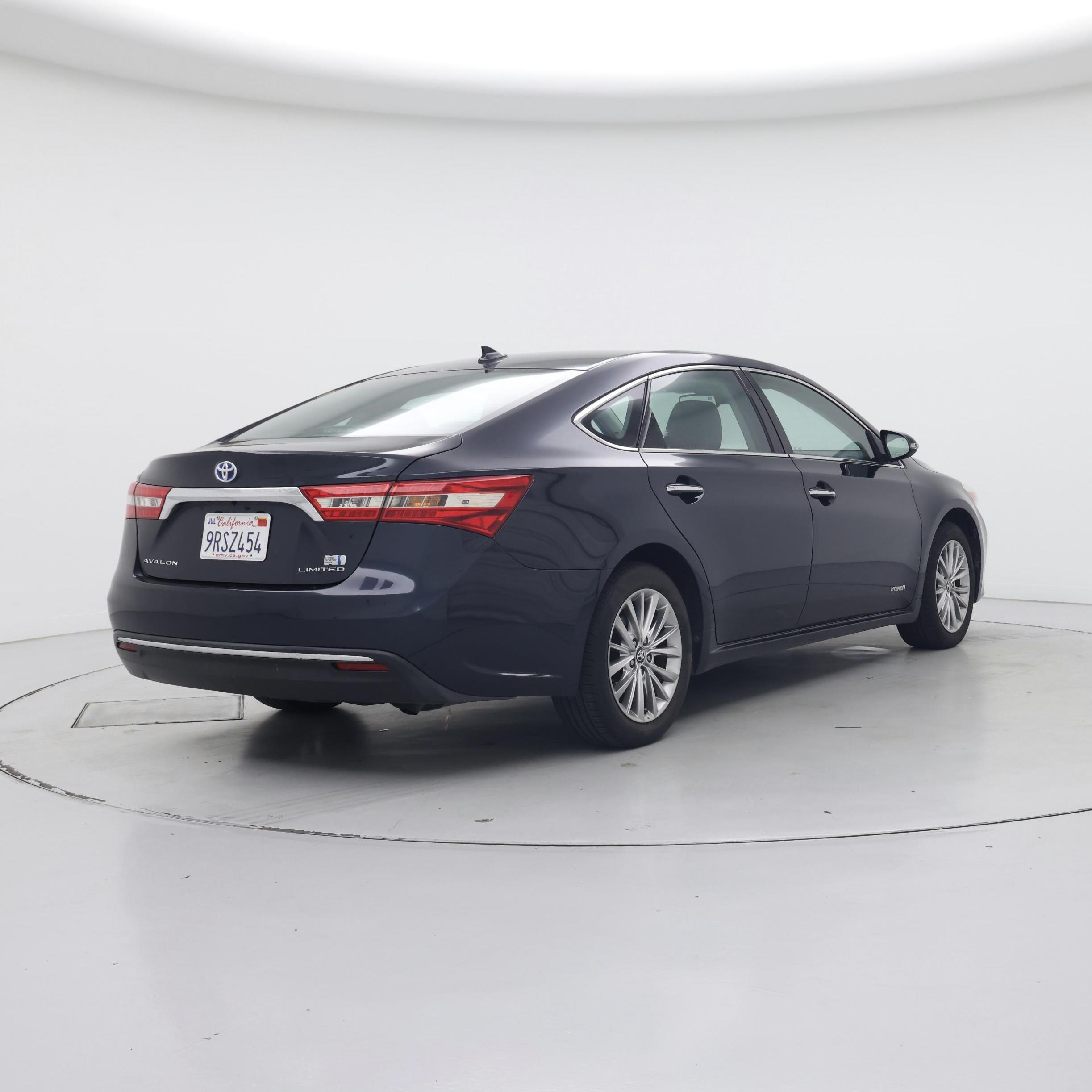 Thumbnail: 2018 Toyota Avalon - 8