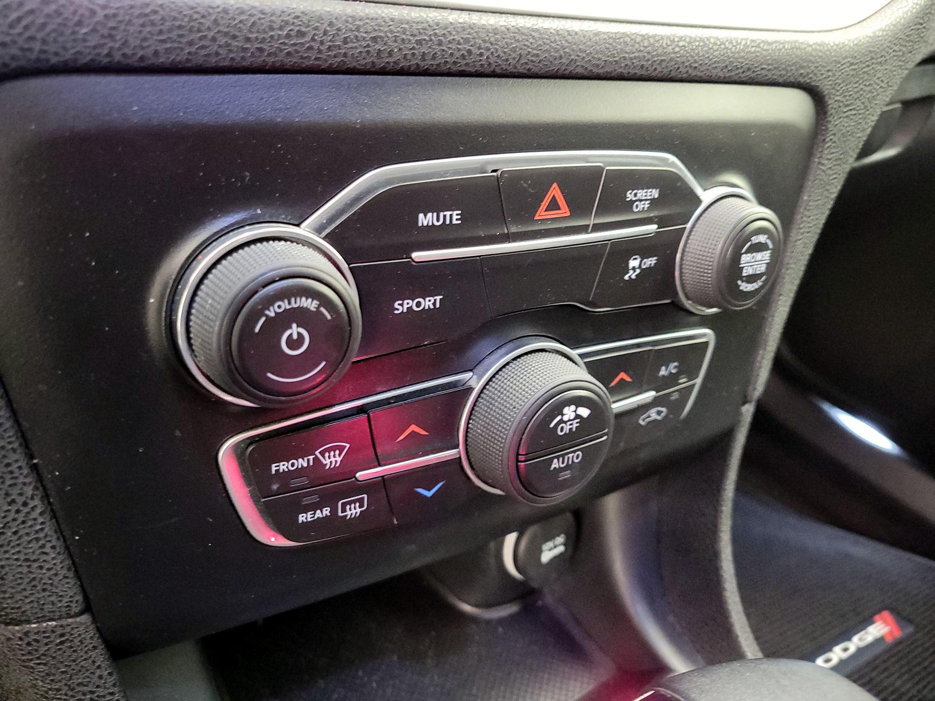 Thumbnail: 2017 Dodge Charger - 17