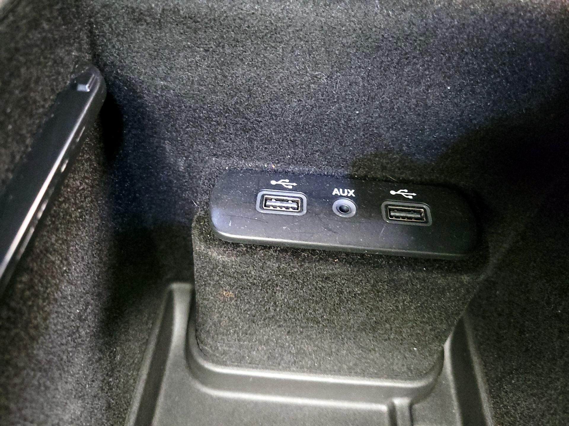 Thumbnail: 2017 Dodge Charger - 19