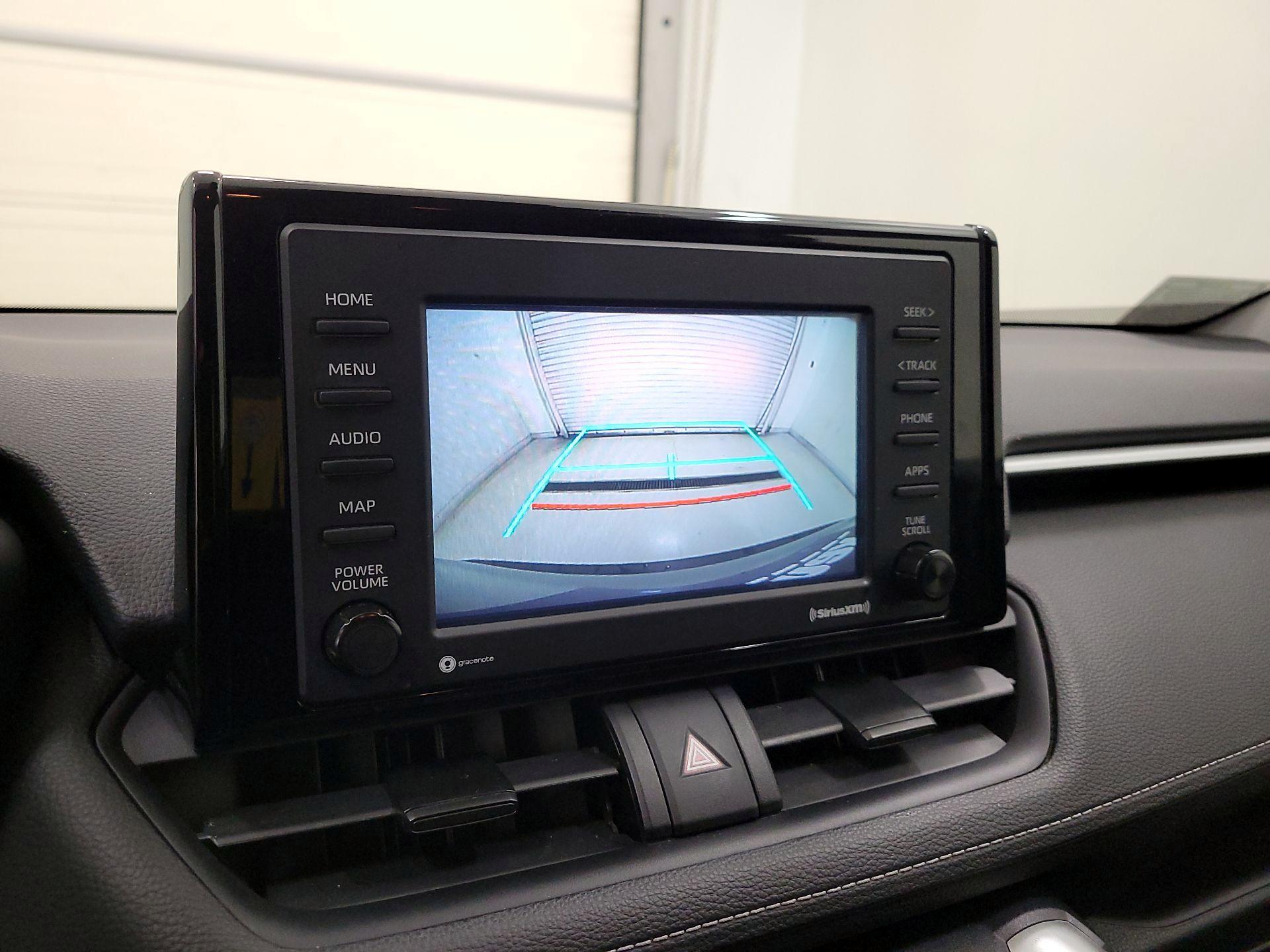 Thumbnail: 2020 Toyota RAV4 - 14