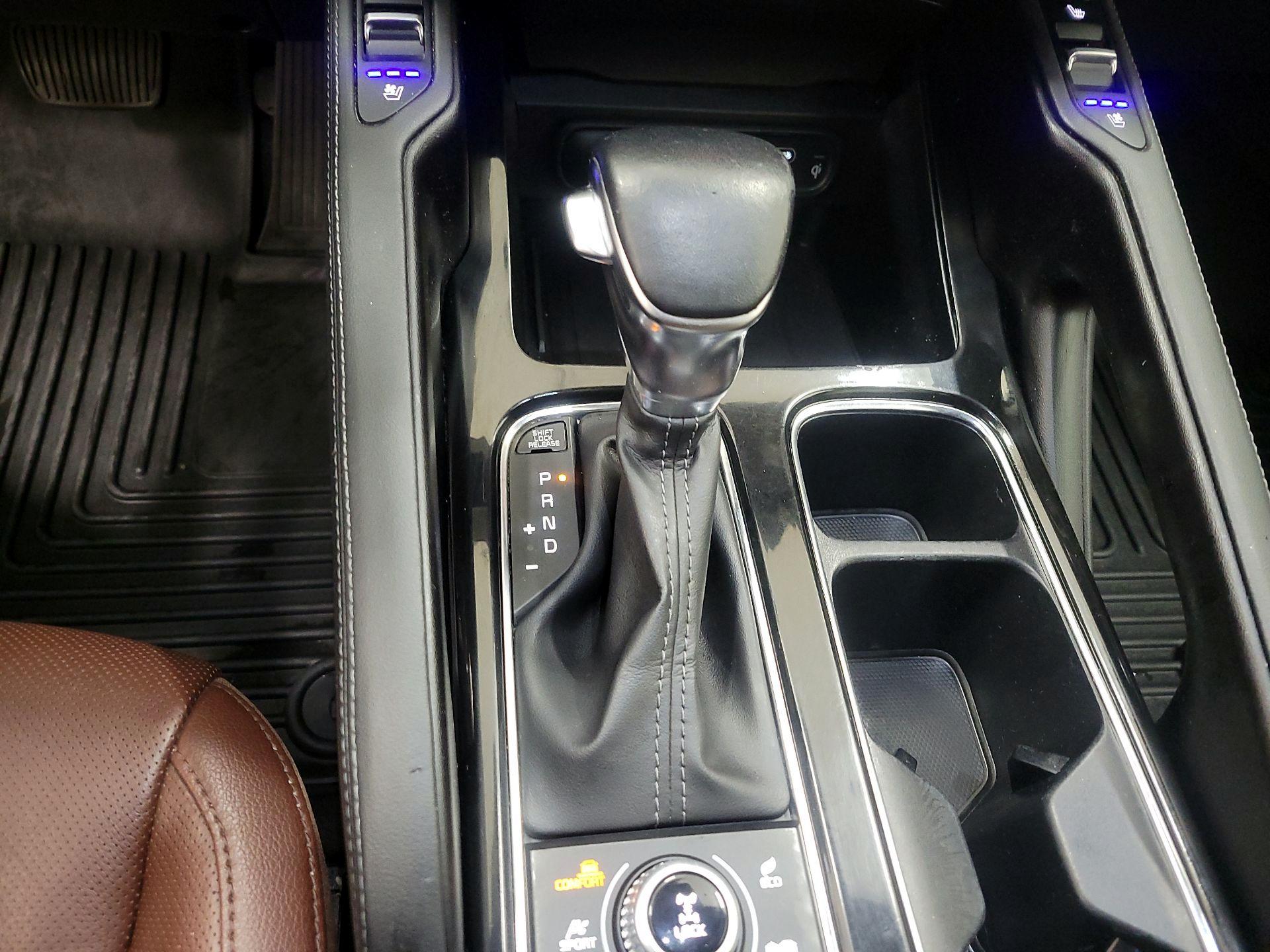 Thumbnail: 2024 Kia Telluride - 18