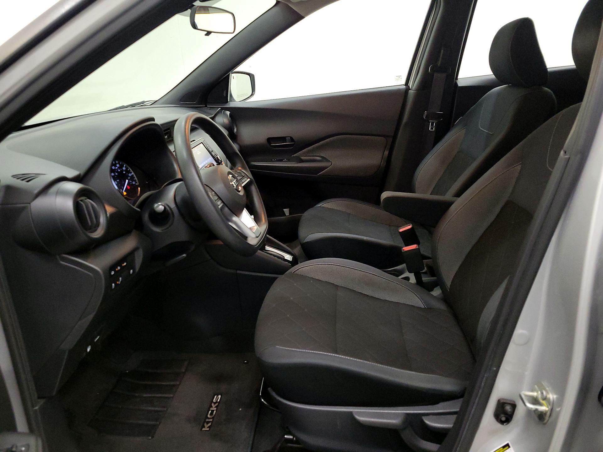 Thumbnail: 2020 Nissan Kicks - 11