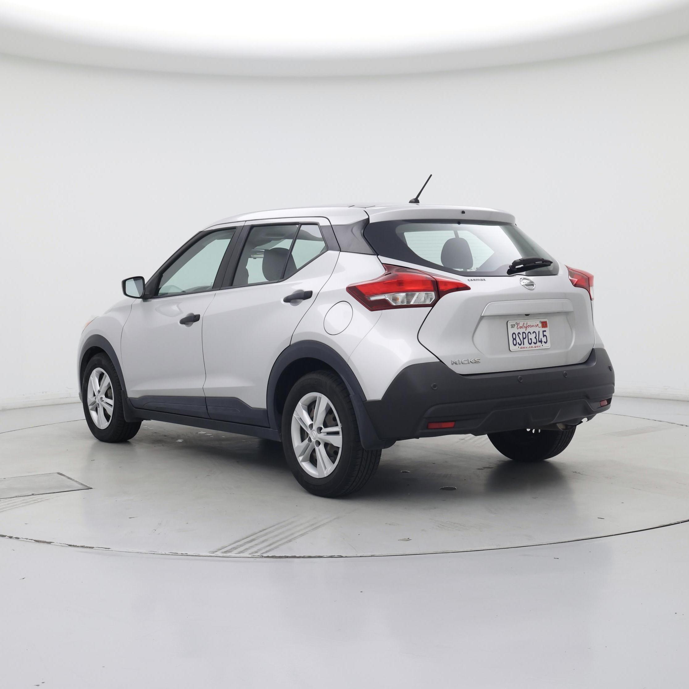 Thumbnail: 2020 Nissan Kicks - 2