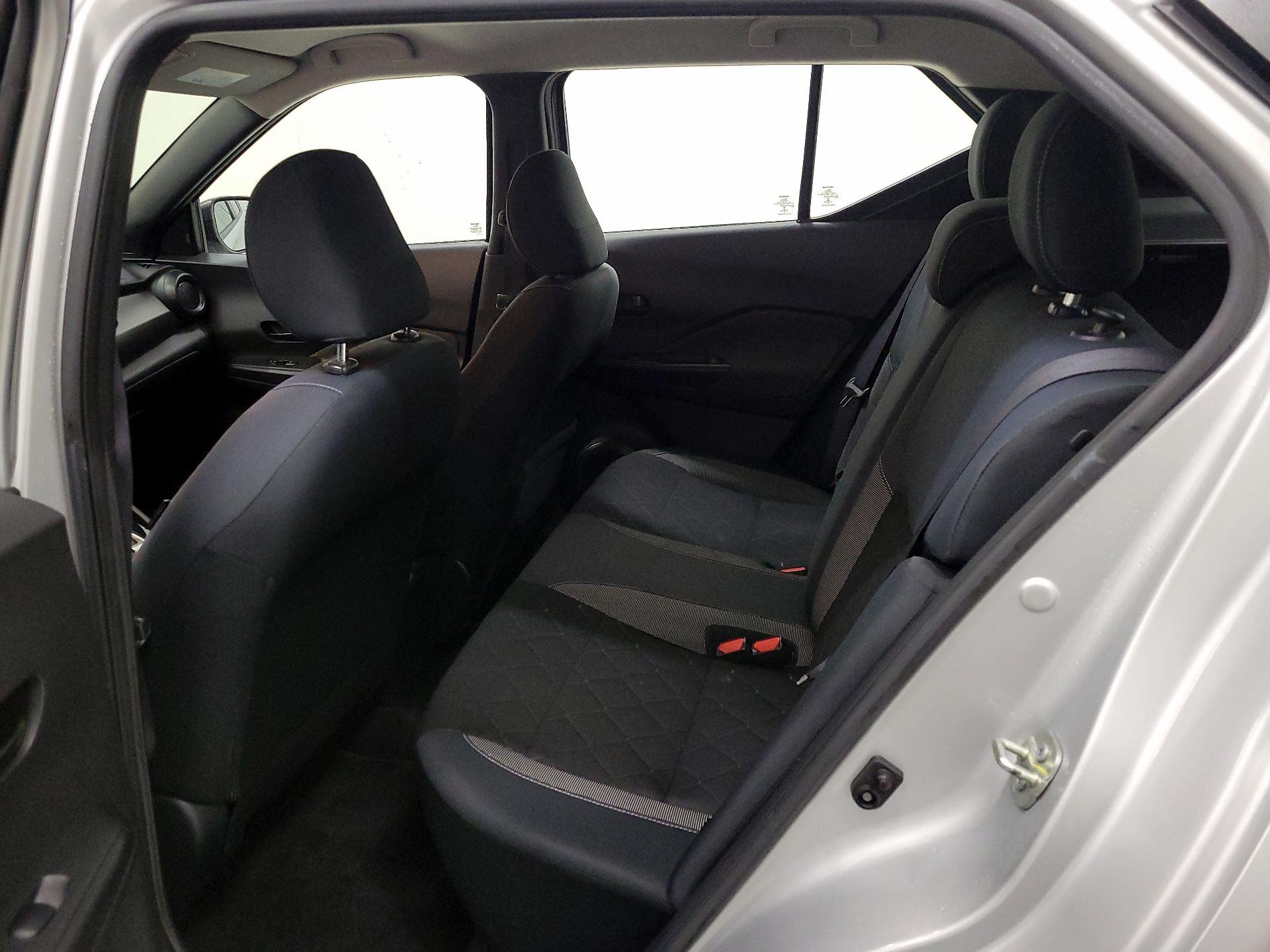 Thumbnail: 2020 Nissan Kicks - 19