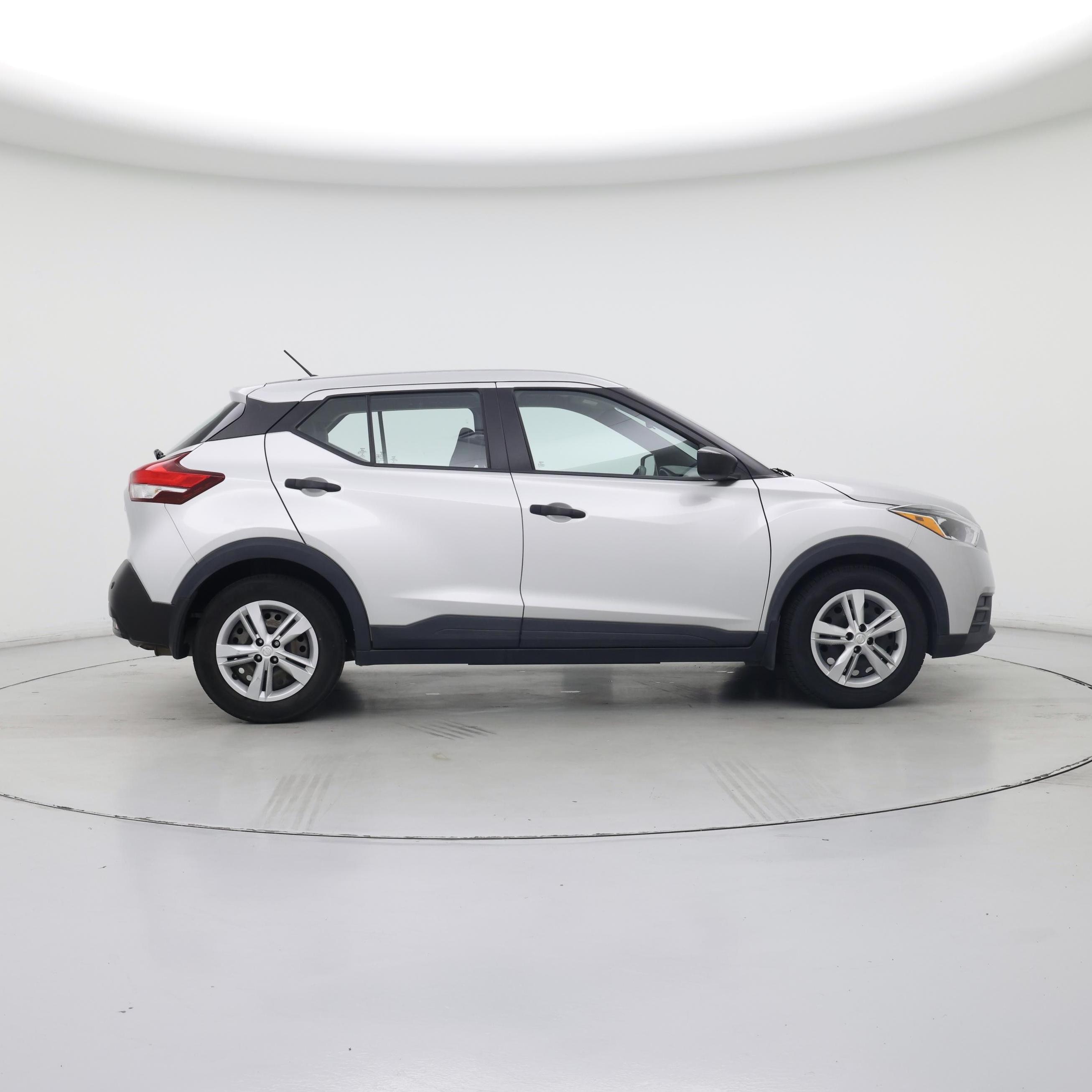 Thumbnail: 2020 Nissan Kicks - 7