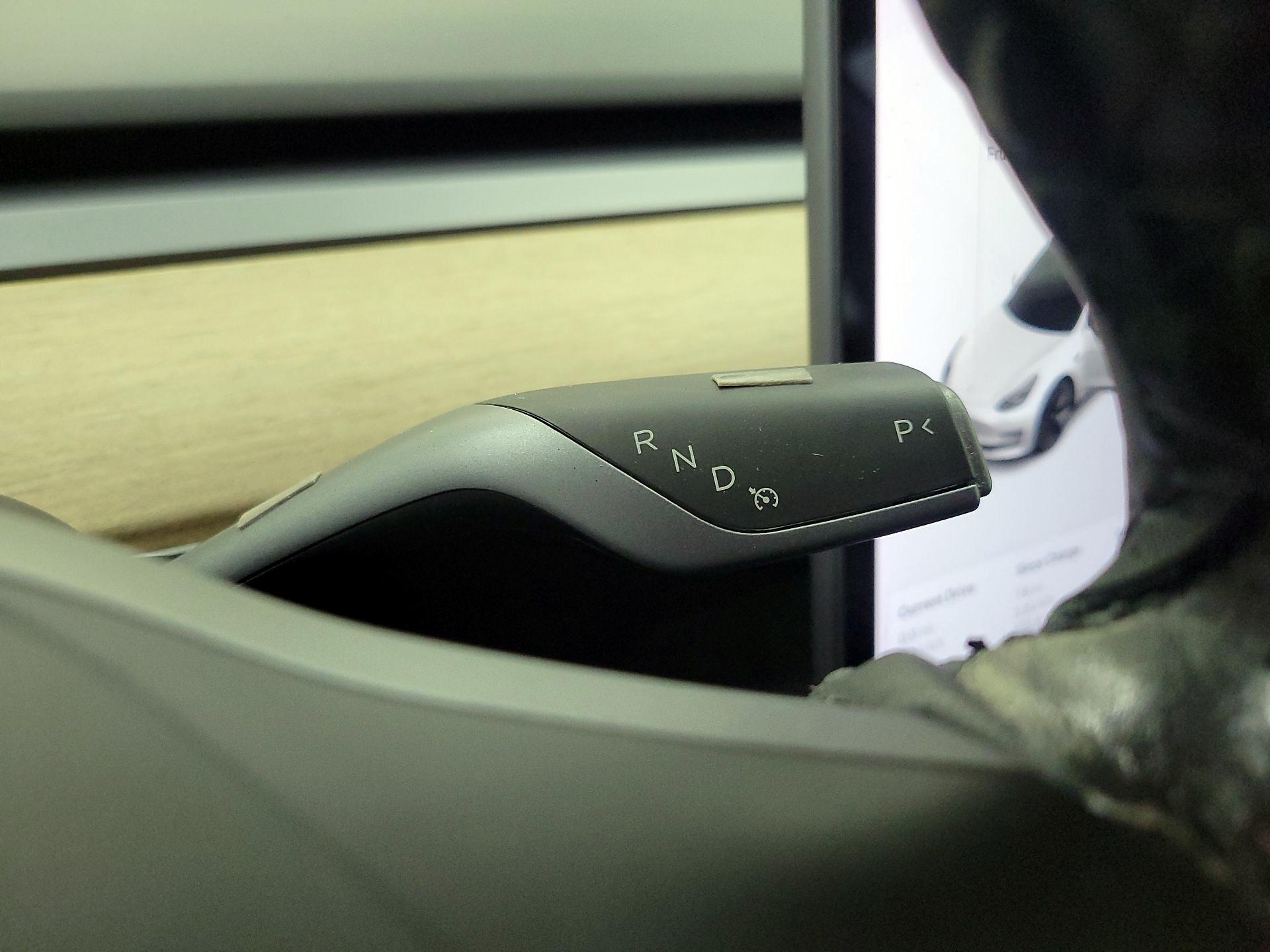 Thumbnail: 2021 Tesla Model 3 - 17