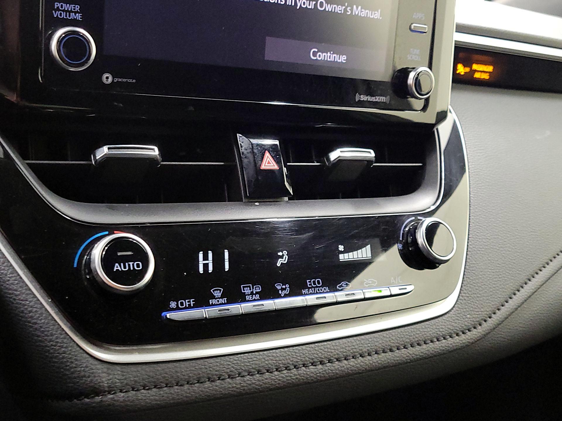 Thumbnail: 2021 Toyota Corolla - 16