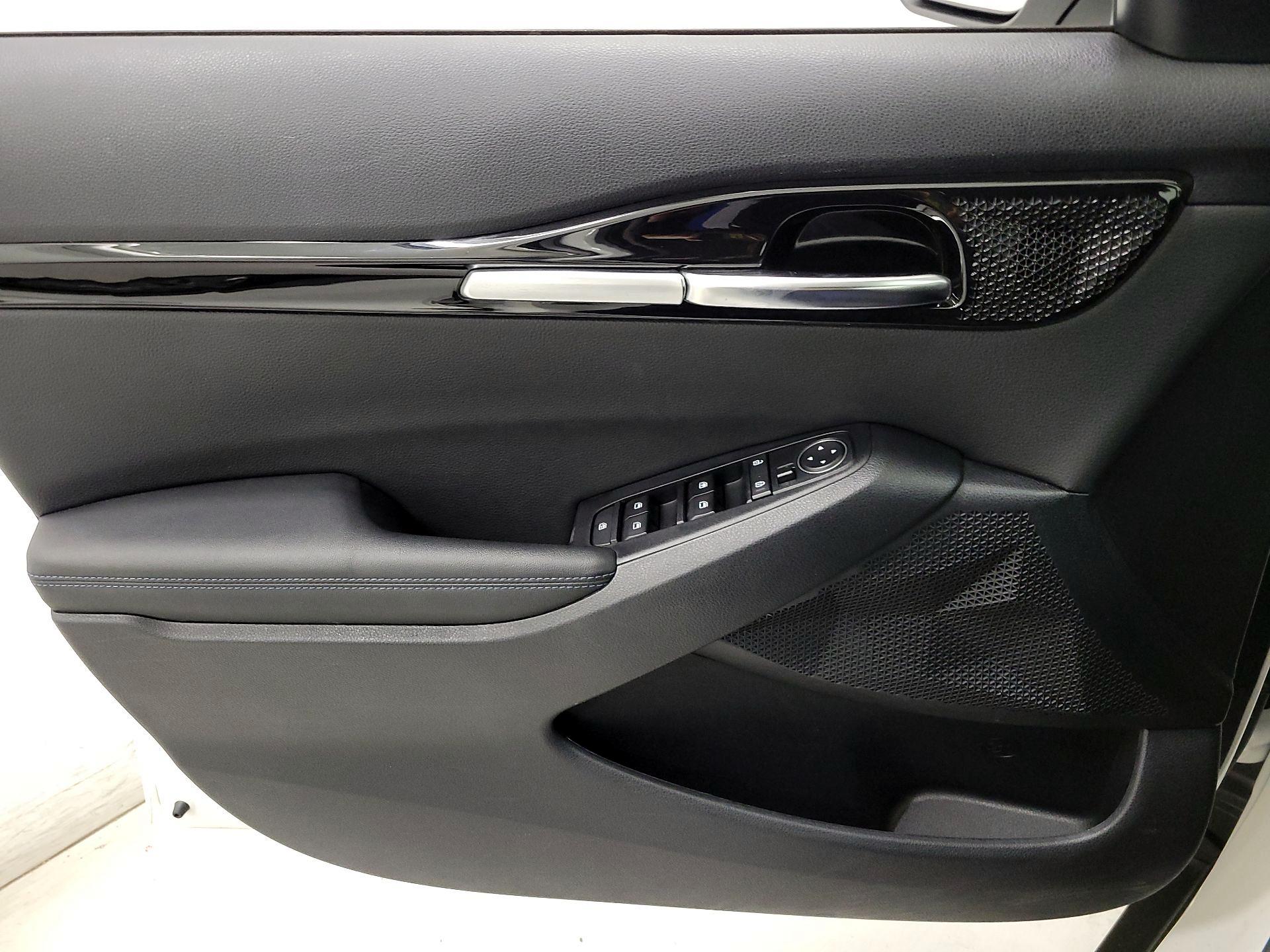 Thumbnail: 2021 Kia Seltos - 12