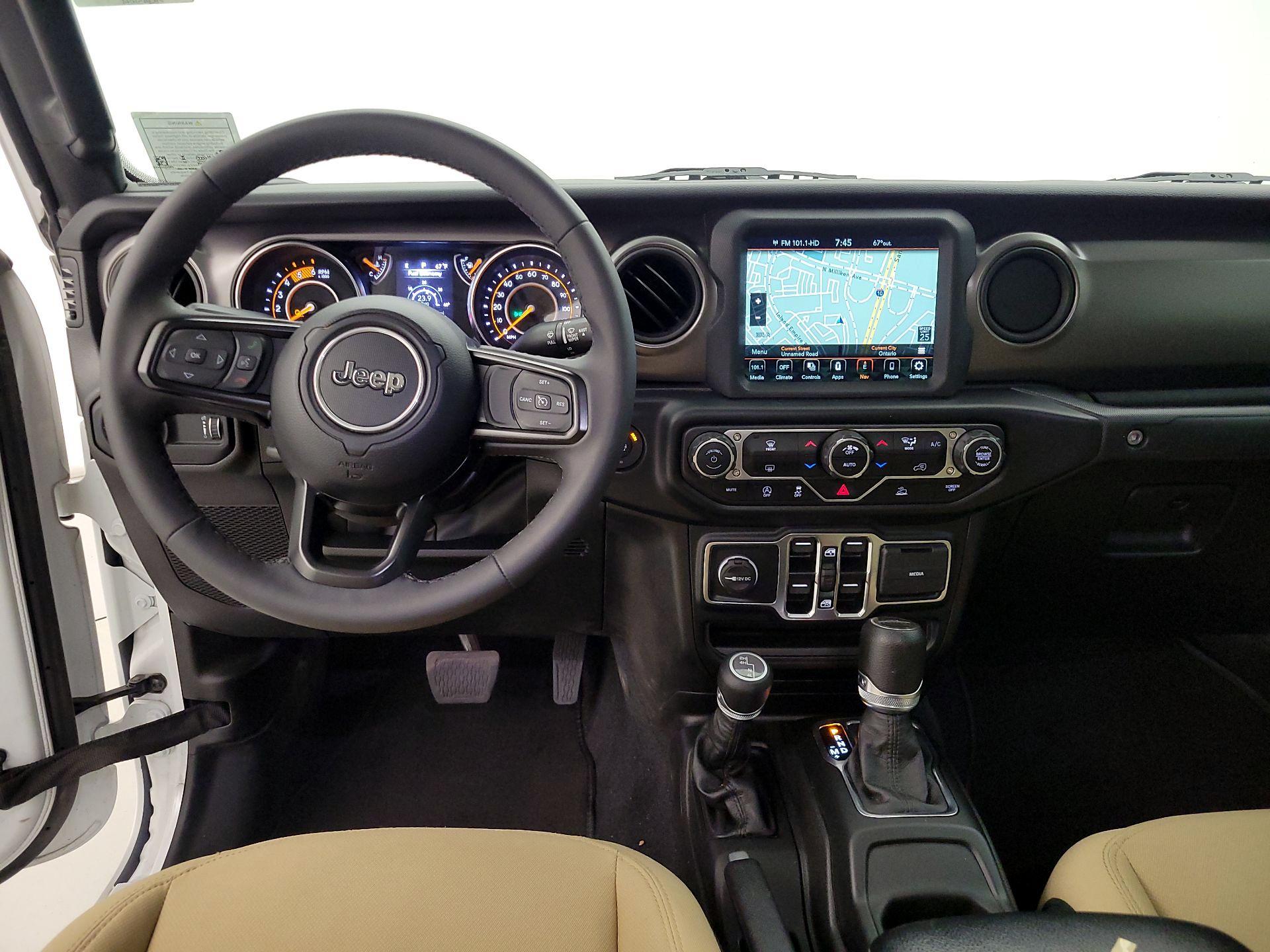 Thumbnail: 2023 Jeep Gladiator - 9