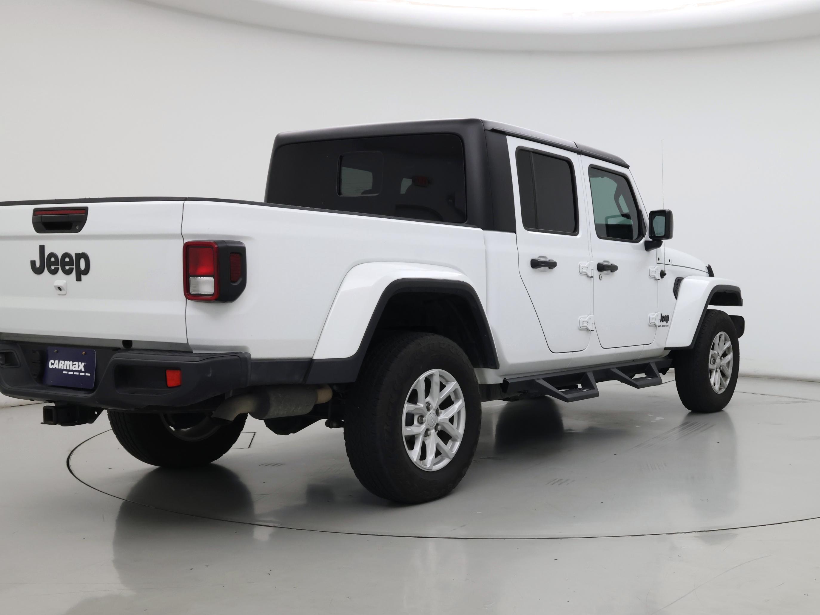 Thumbnail: 2023 Jeep Gladiator - 8