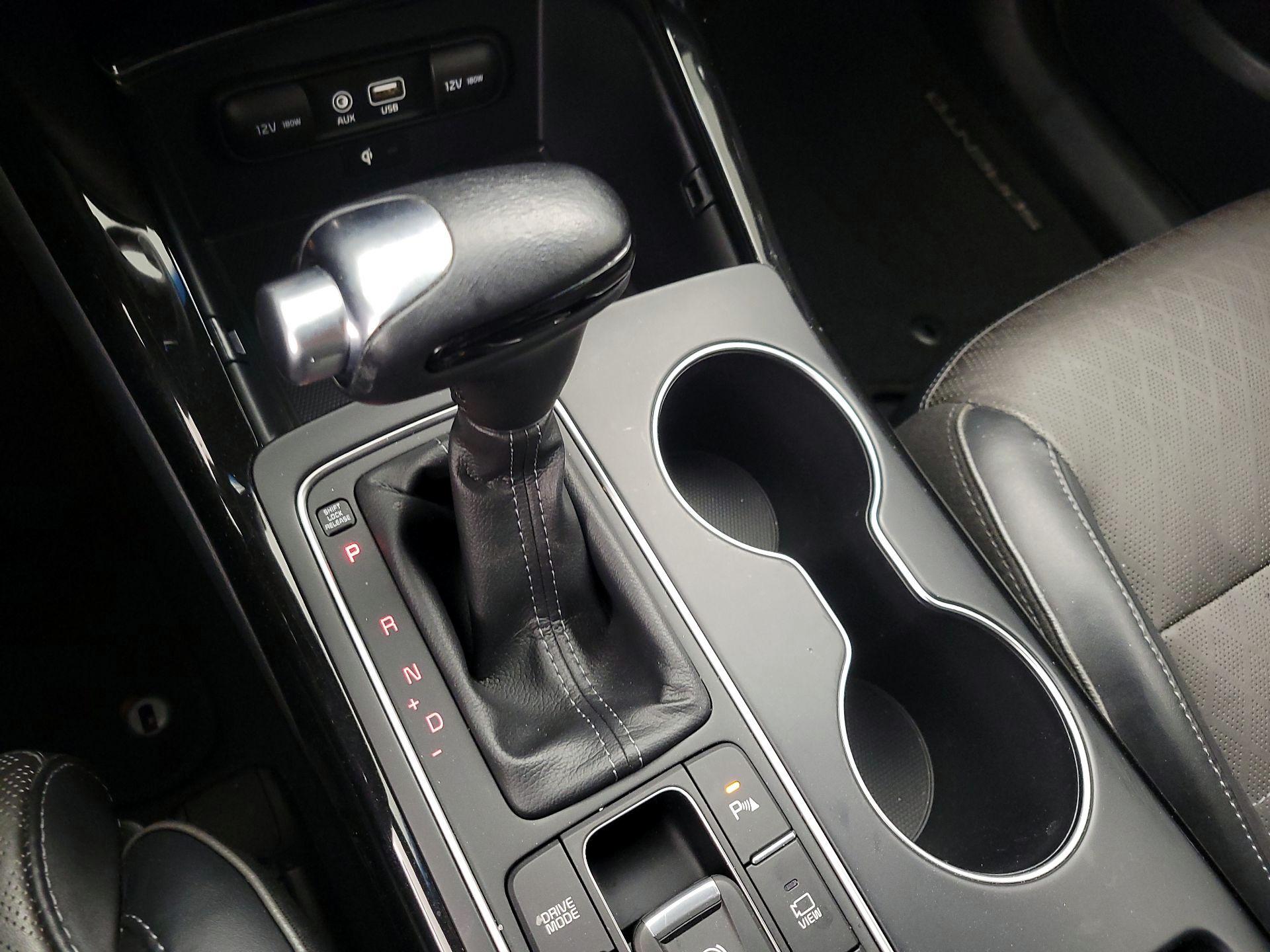 Thumbnail: 2019 Kia Sorento - 18