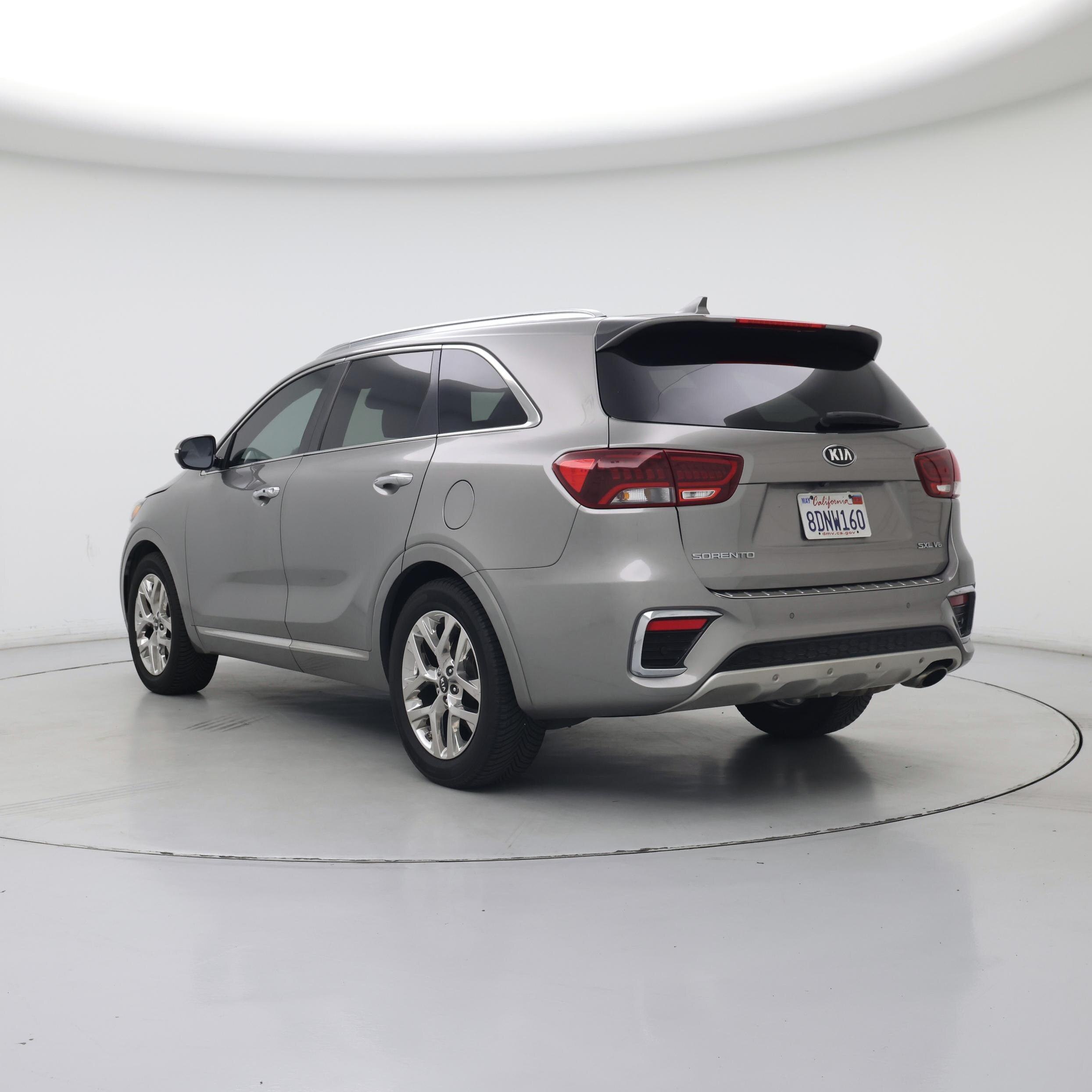 Thumbnail: 2019 Kia Sorento - 2