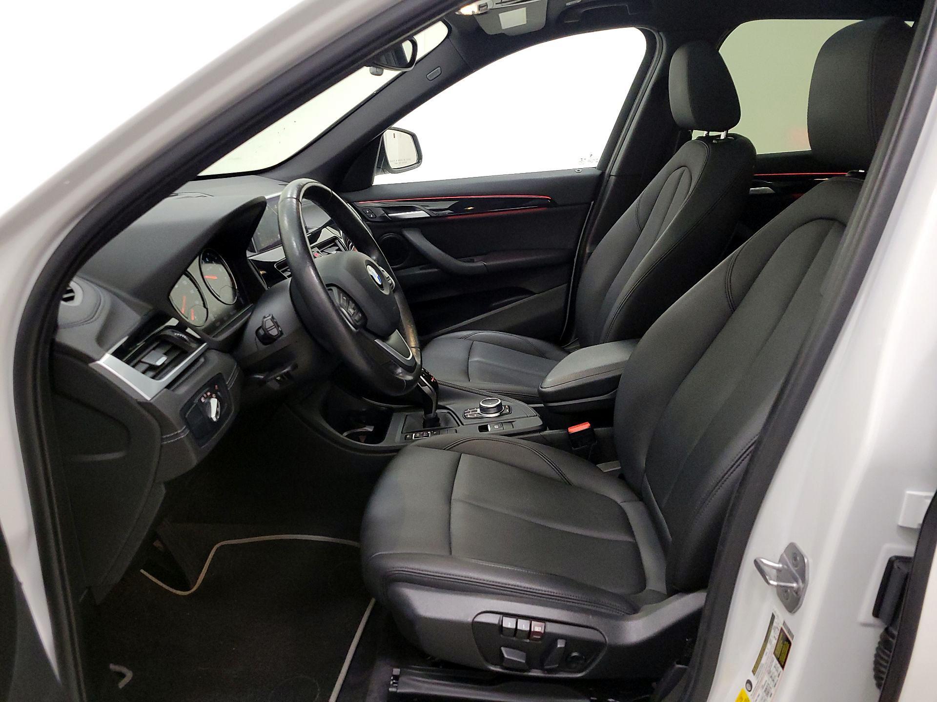 Thumbnail: 2021 BMW X1 - 11