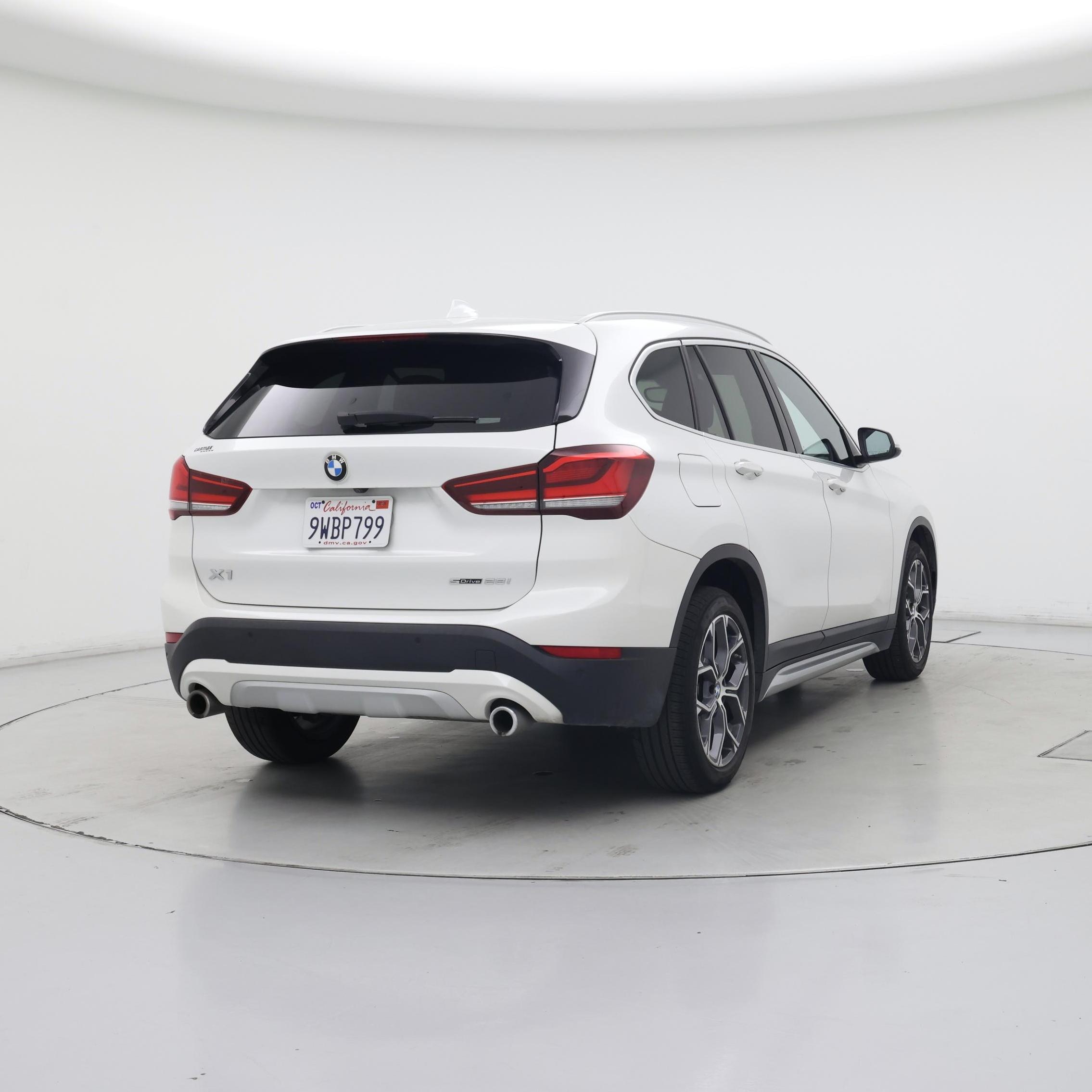 Thumbnail: 2021 BMW X1 - 8