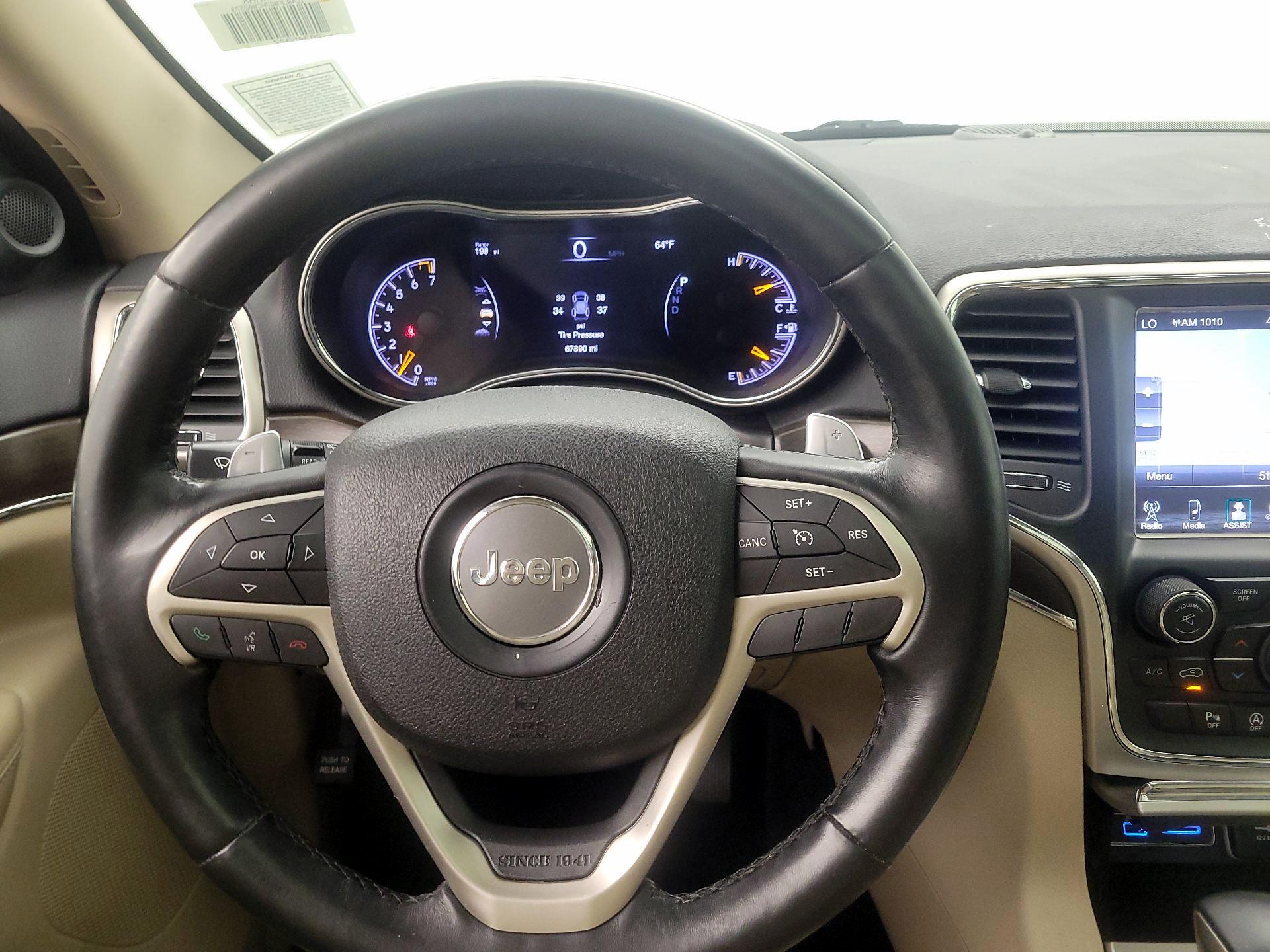 Thumbnail: 2017 Jeep Grand Cherokee - 10