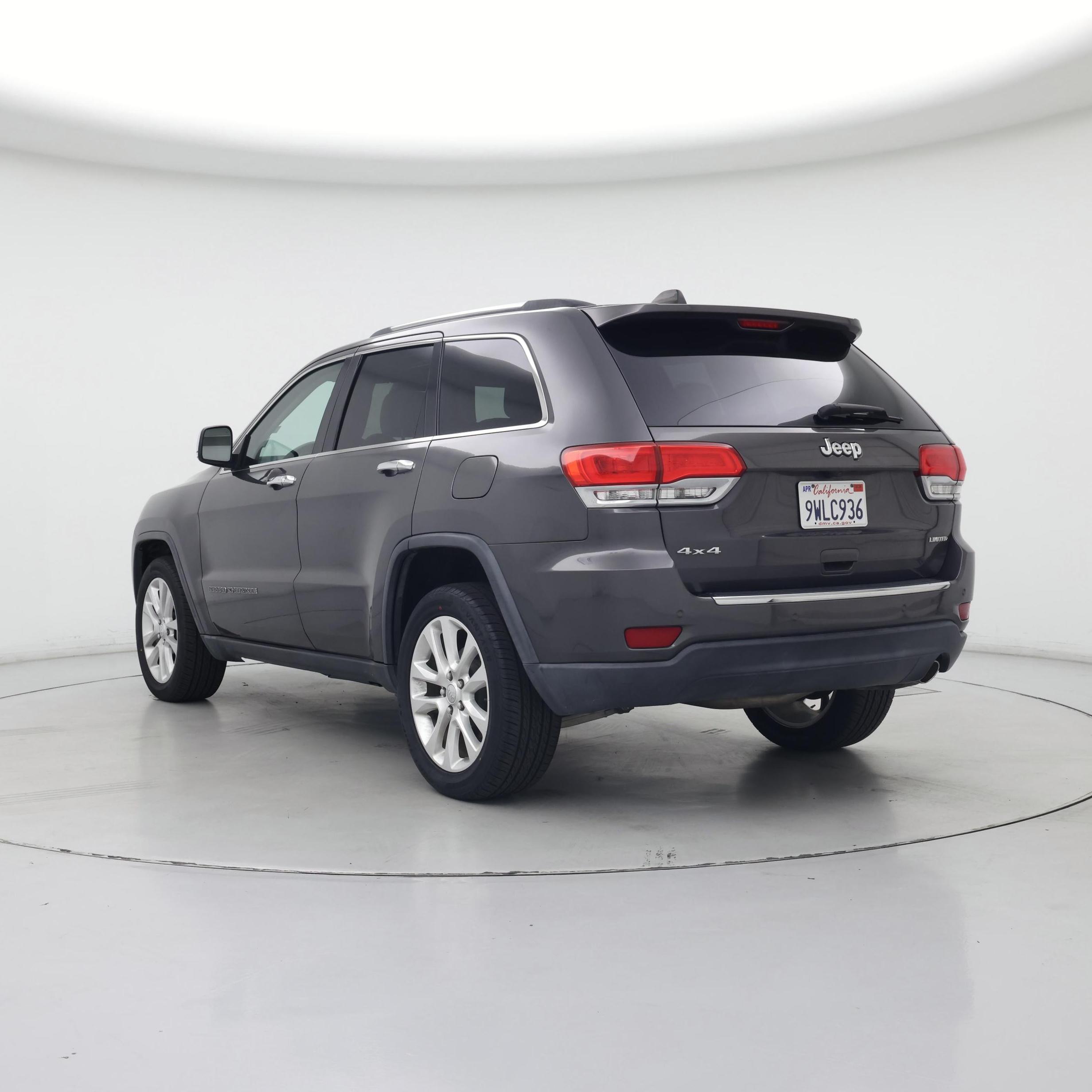 Thumbnail: 2017 Jeep Grand Cherokee - 2