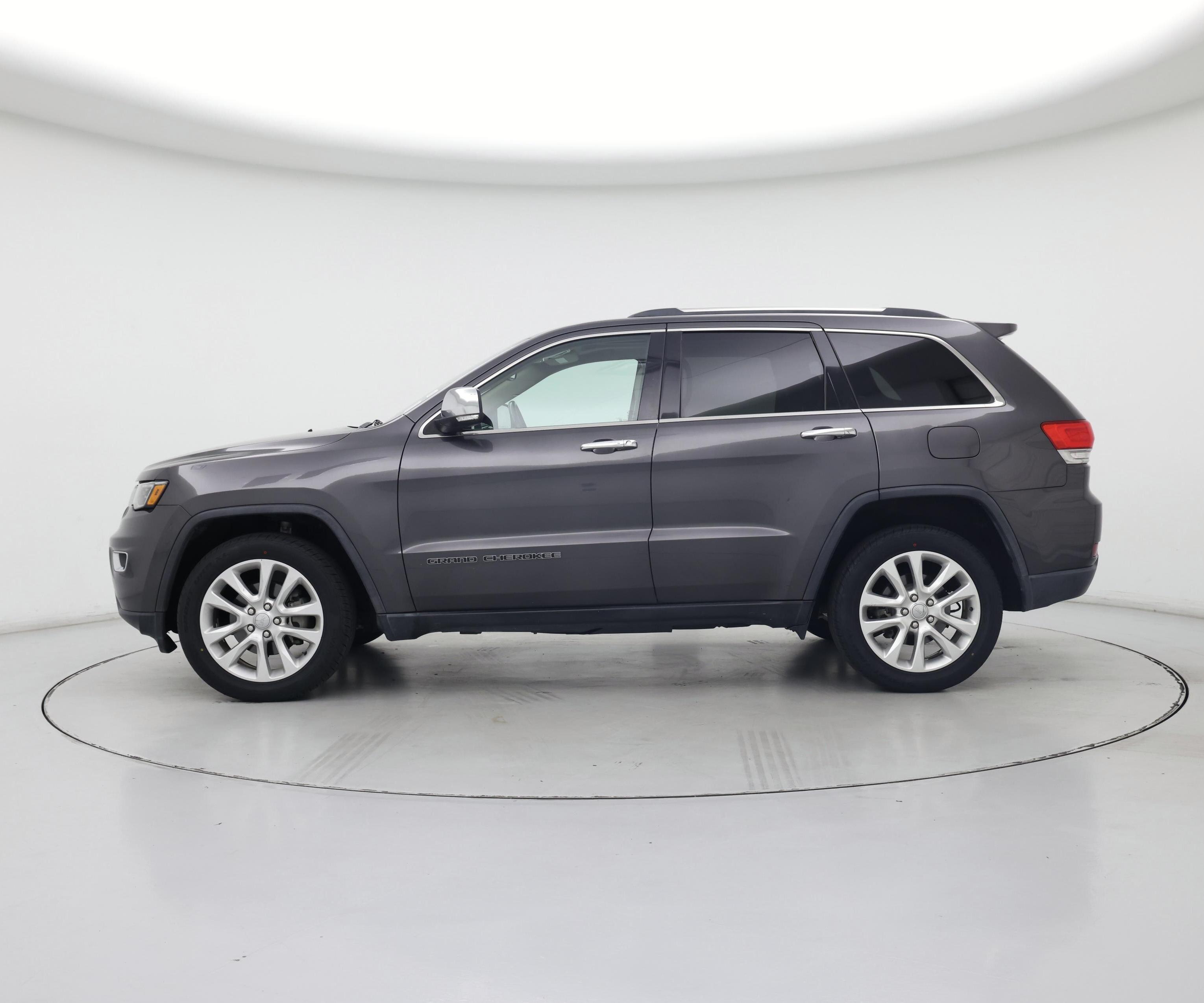 Thumbnail: 2017 Jeep Grand Cherokee - 3